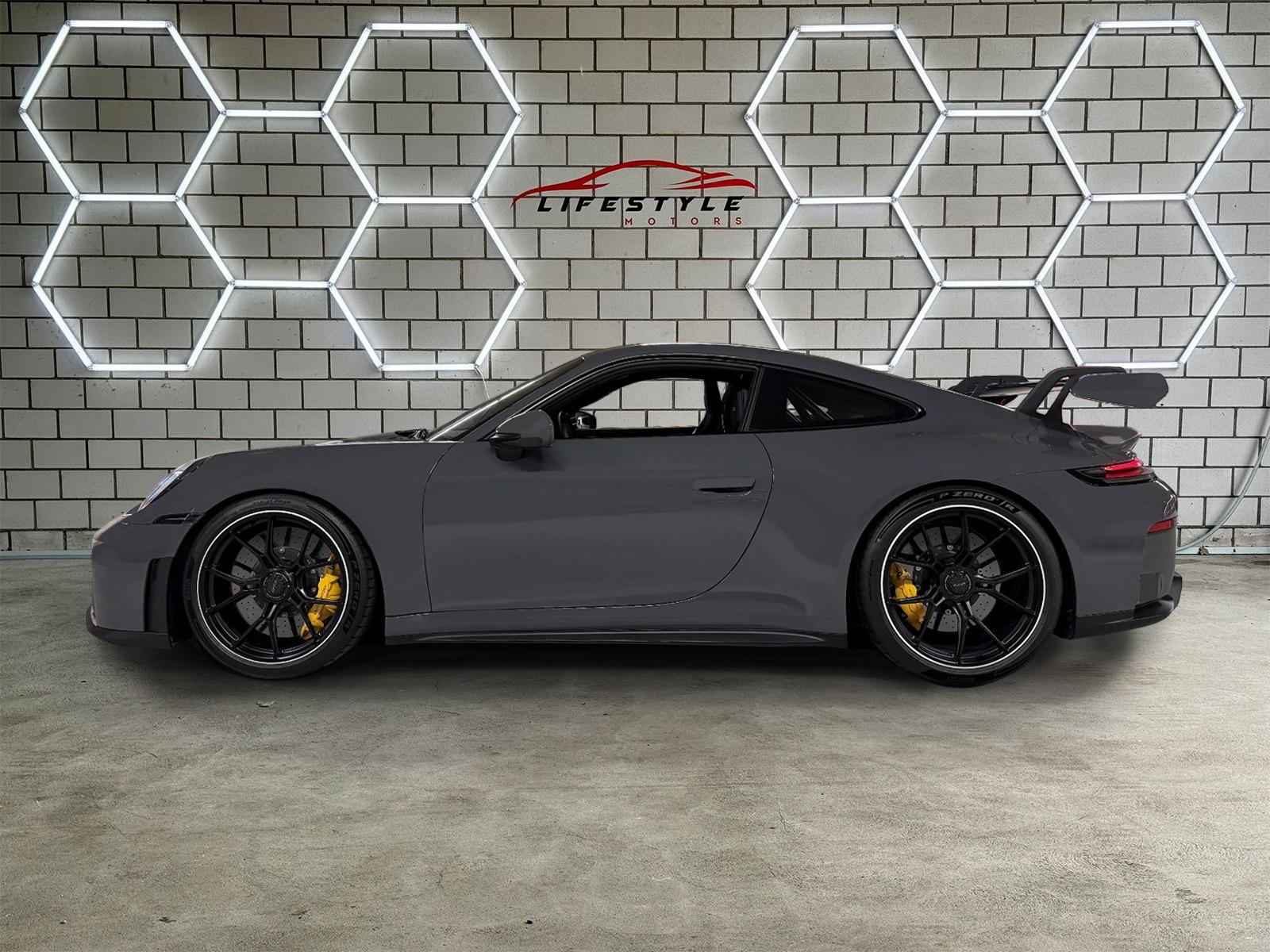PORSCHE 911 Carrera GT3 PDK - 2