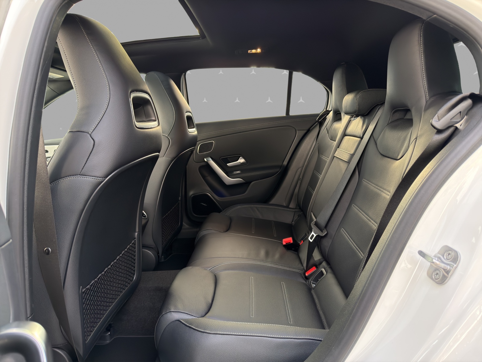 MERCEDES-BENZ A 250 4Matic 8G-DCT - 14