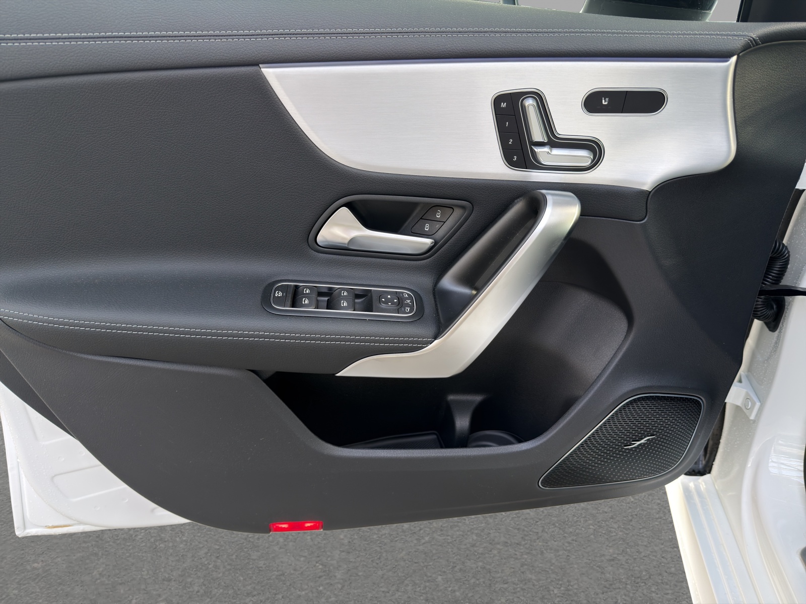 MERCEDES-BENZ A 250 4Matic 8G-DCT - 13