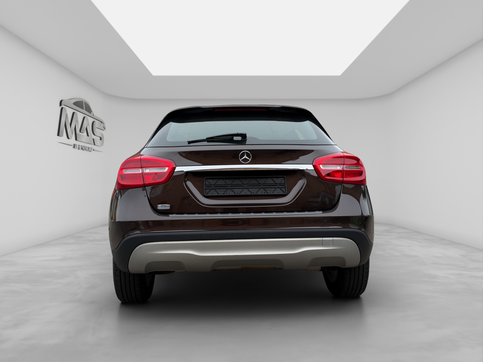 MERCEDES-BENZ GLA 220 5