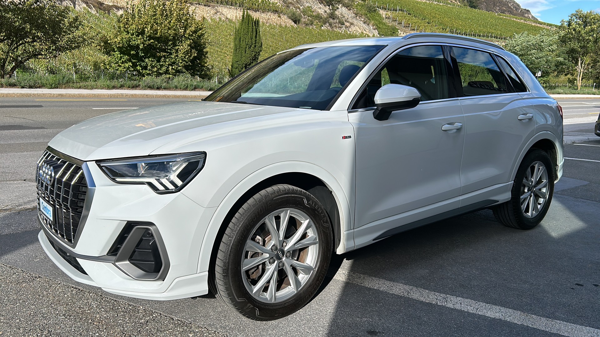 AUDI Q3 40 TFSI S line quattro S-tronic - 2