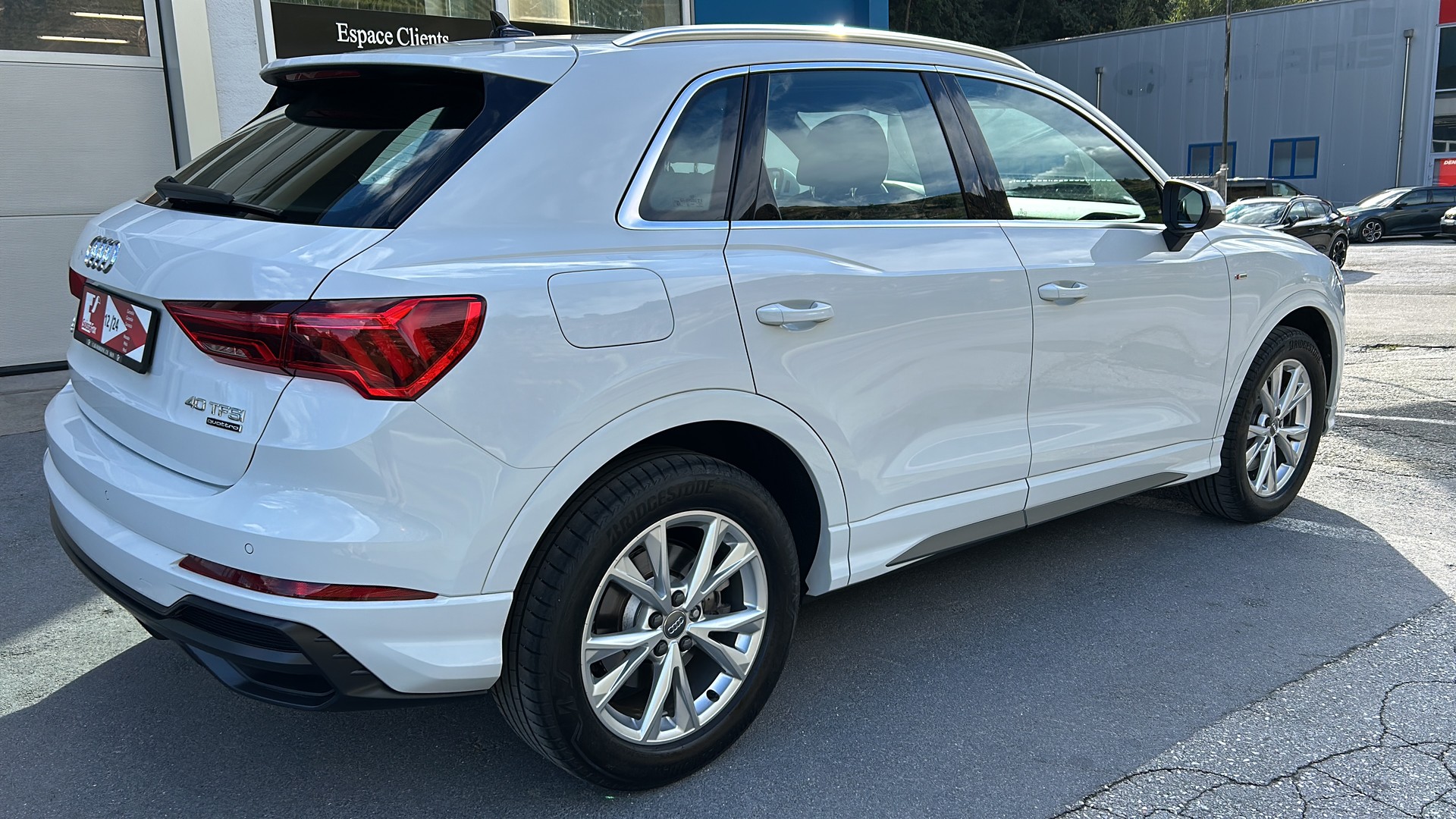 AUDI Q3 40 TFSI S line quattro S-tronic - 3