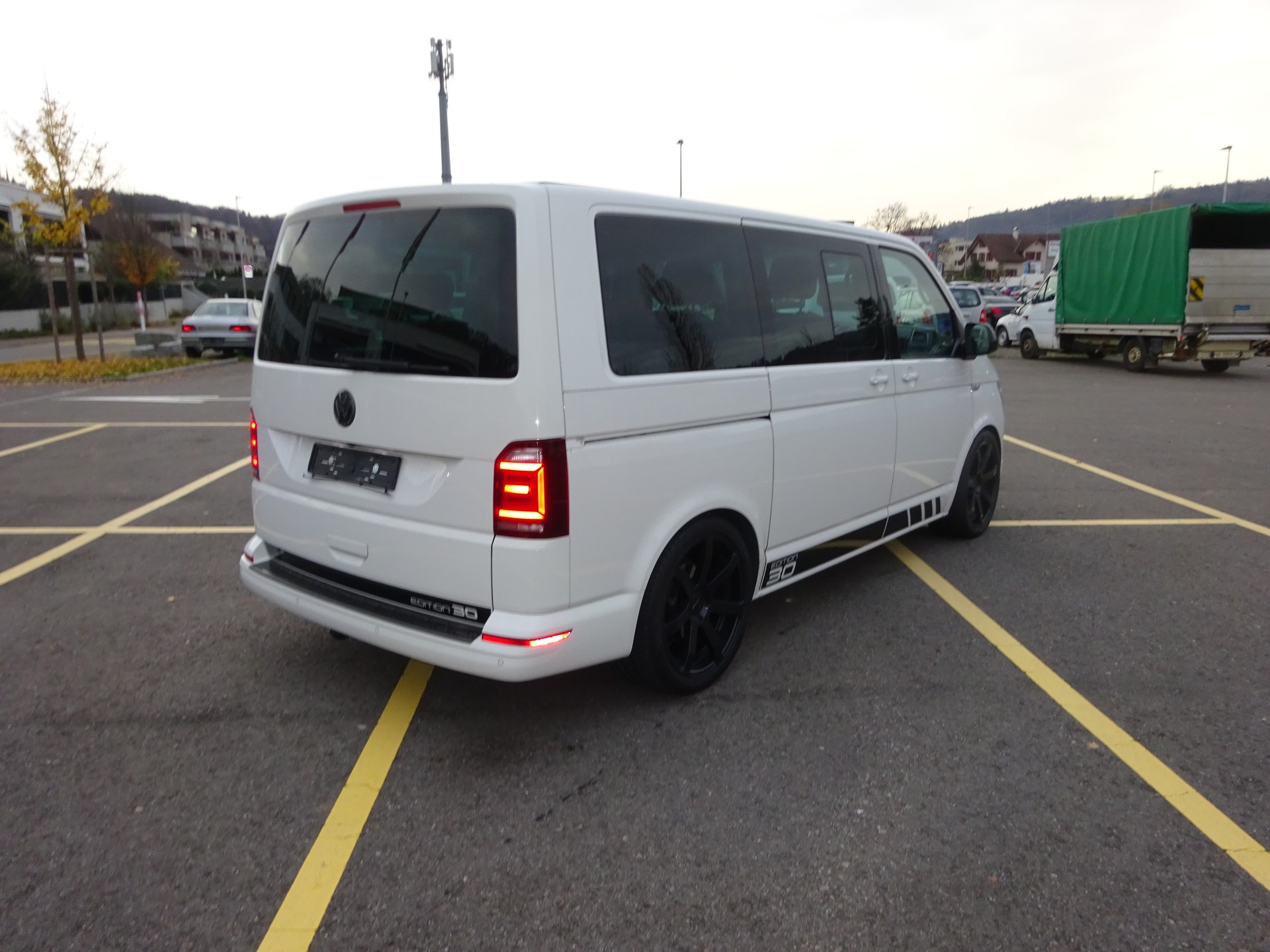 VW T6 Multivan 2.0 Bi-TDI Comfort. Gen. Six 4Mot. DSG - 8
