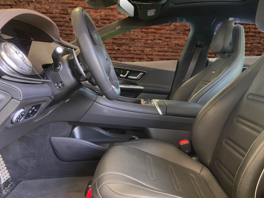 MERCEDES-BENZ EQE 43 AMG 4 Matic - 11