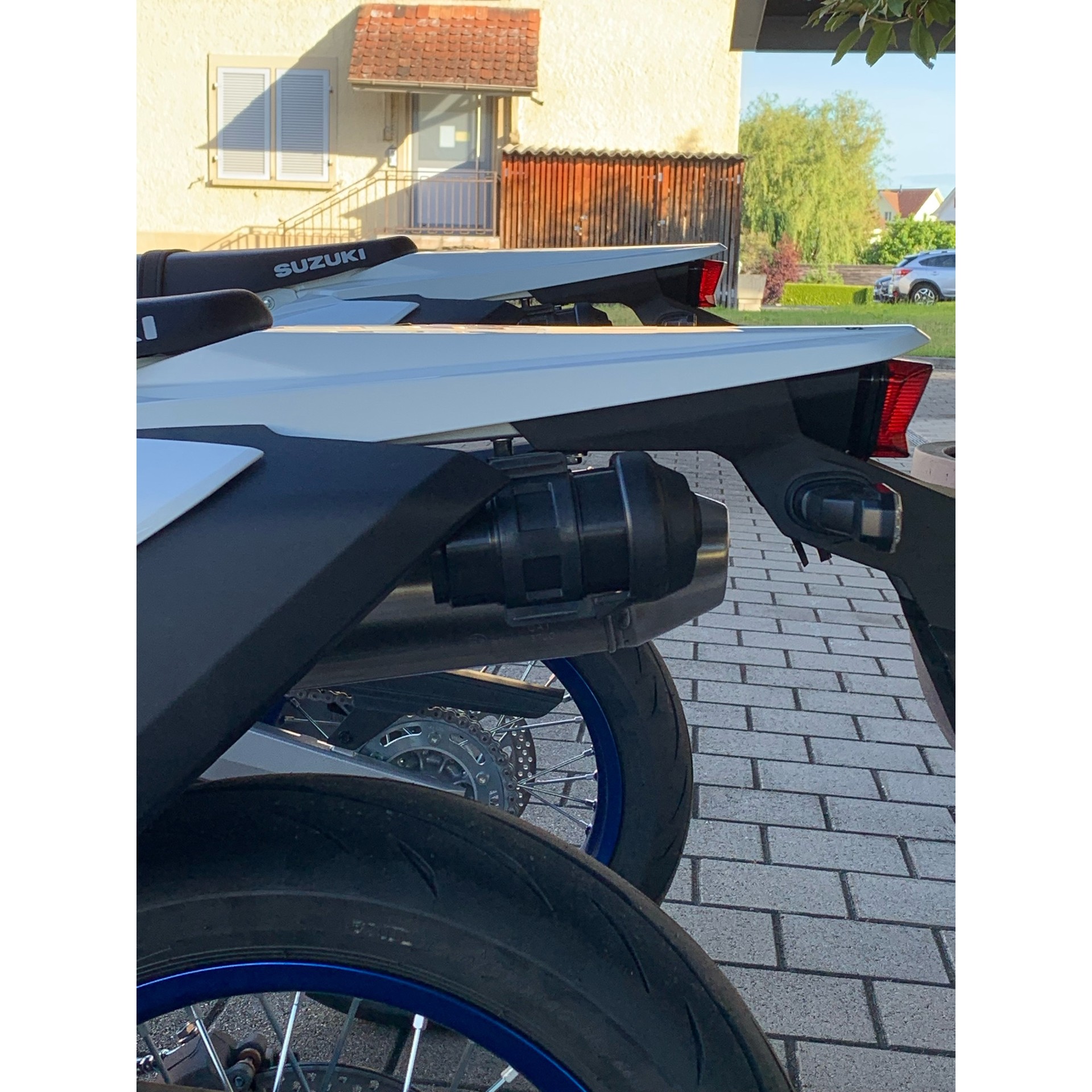 SUZUKI Supermotard DR-Z4 SM - 11