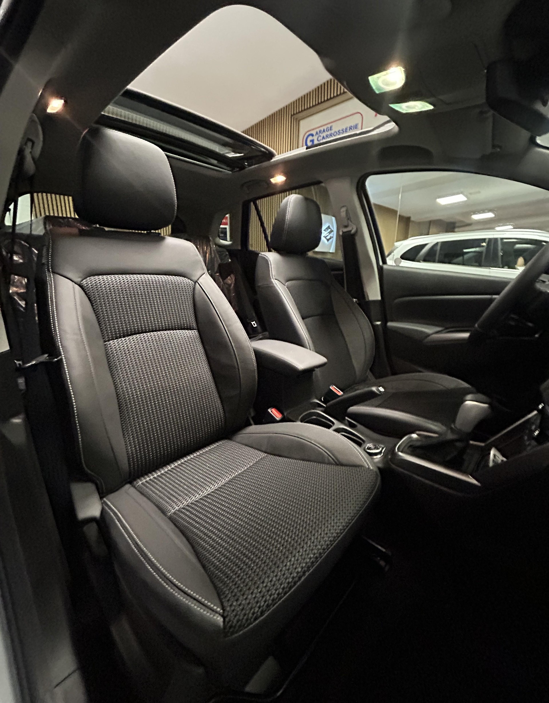 SUZUKI S-Cross 1.4 T Compact Top Hybrid 4x4 - 18