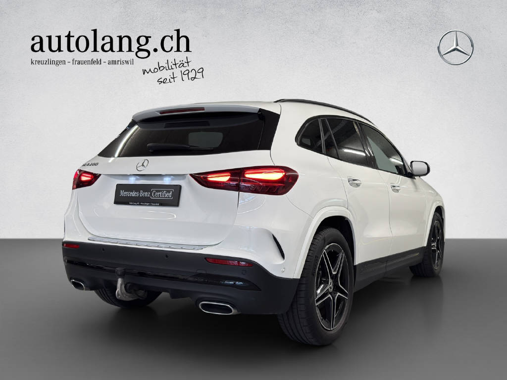MERCEDES-BENZ GLA 200 Night Star AMG Line - 4