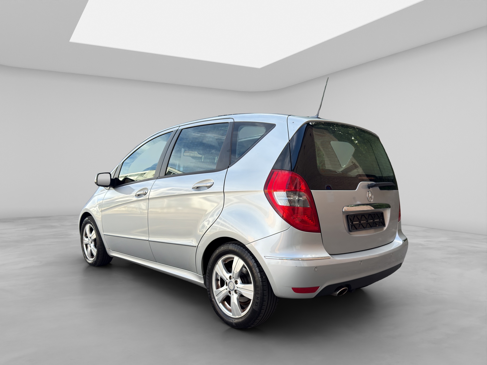 MERCEDES-BENZ A 200 4