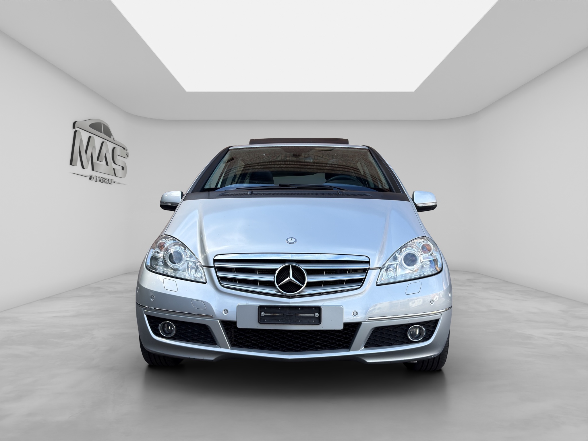 MERCEDES-BENZ A 200 2