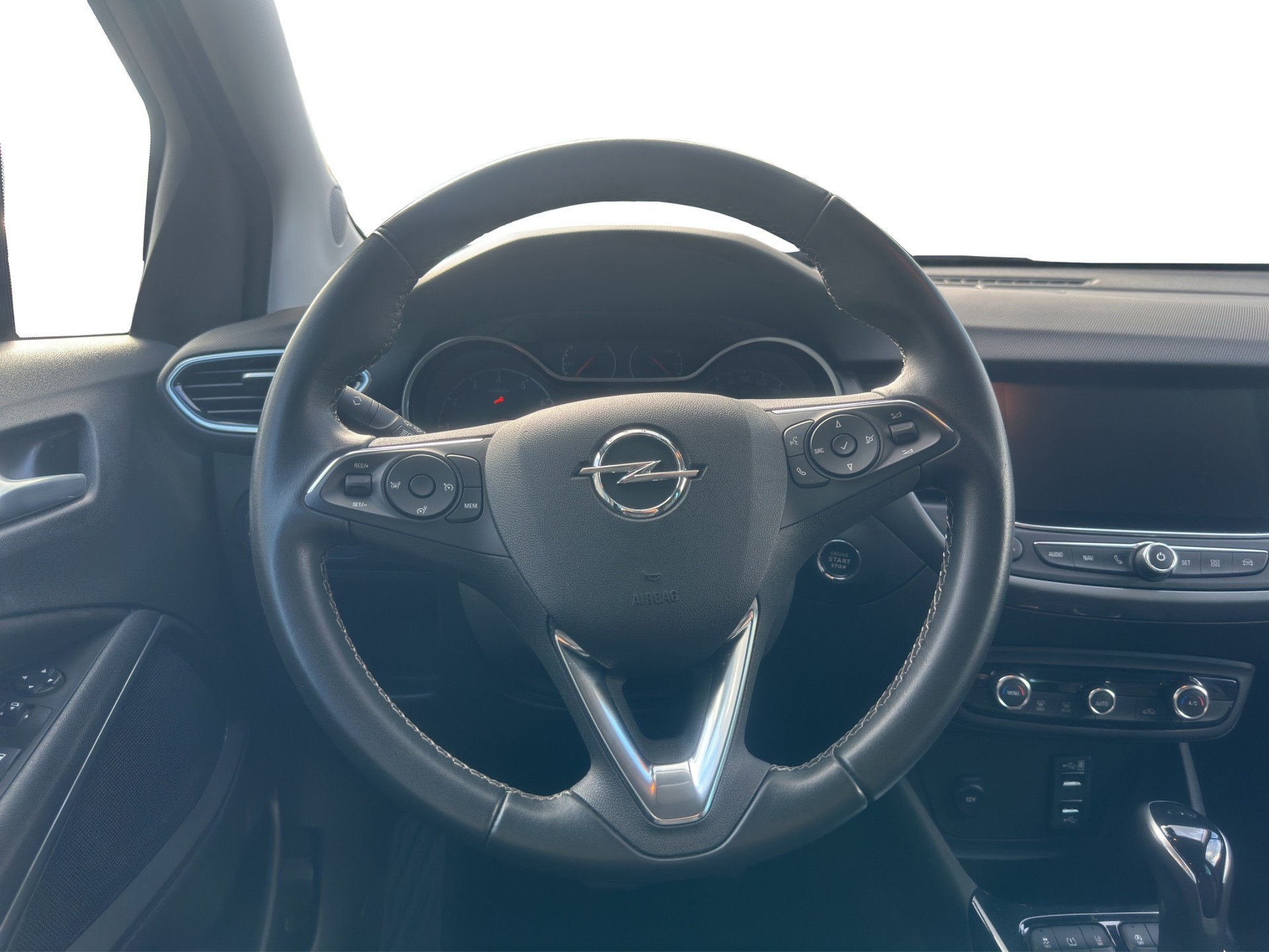 OPEL Crossland 1.2i Elegance Automat - 13