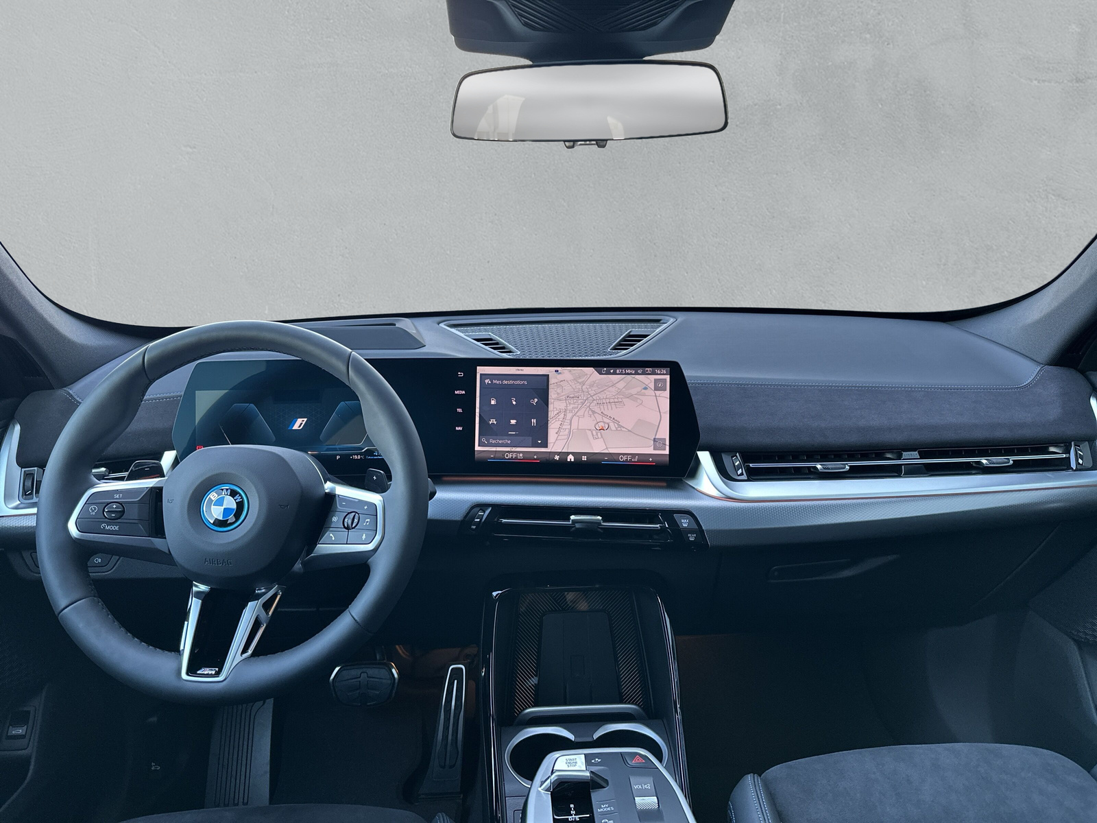 BMW X1 xDrive 25e M Sport**Action de leasing à 0.9%** - 13