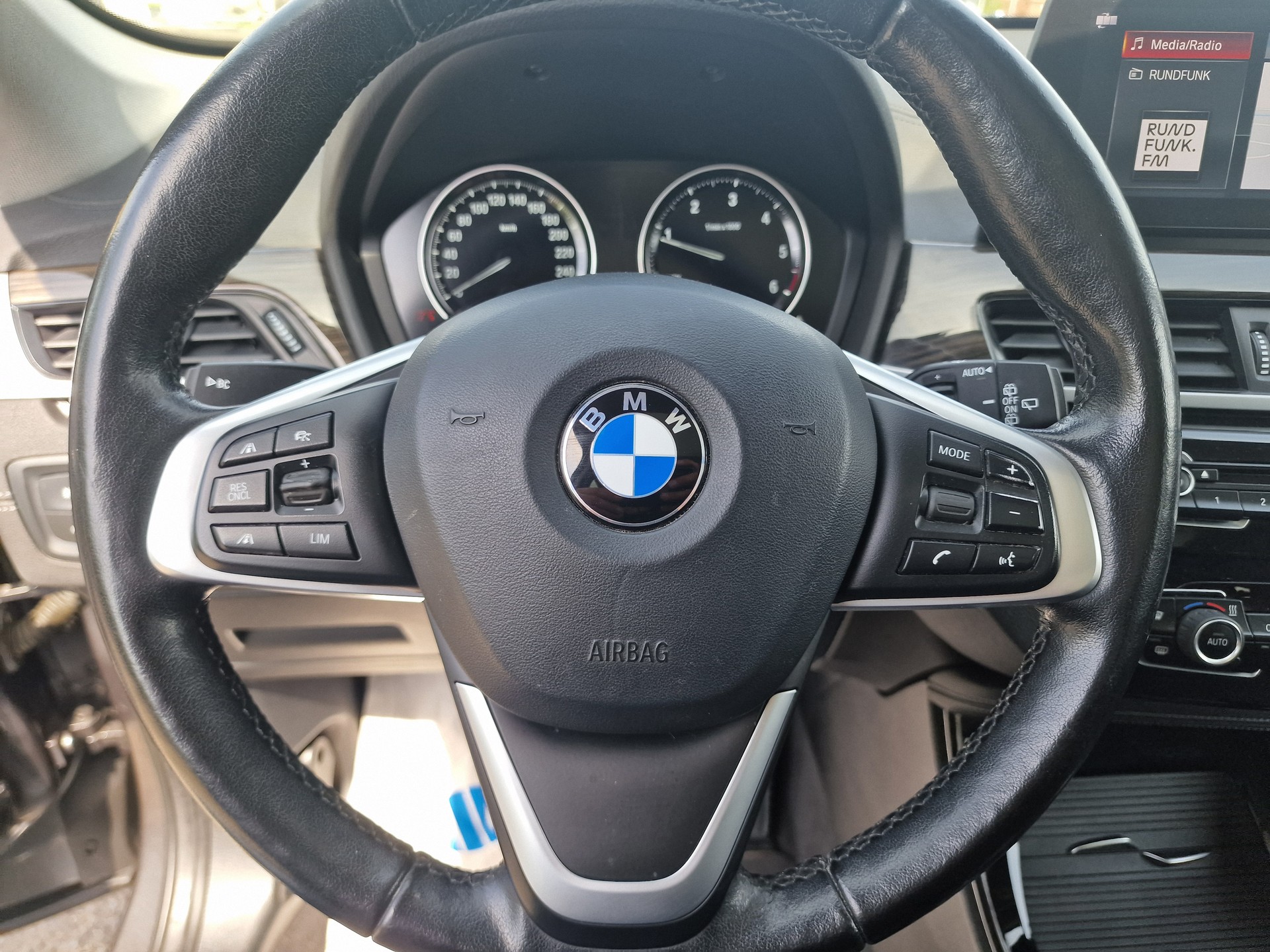 BMW X1 xDrive 18d xLine Steptronic 24Mt Gara Fulloption - 14
