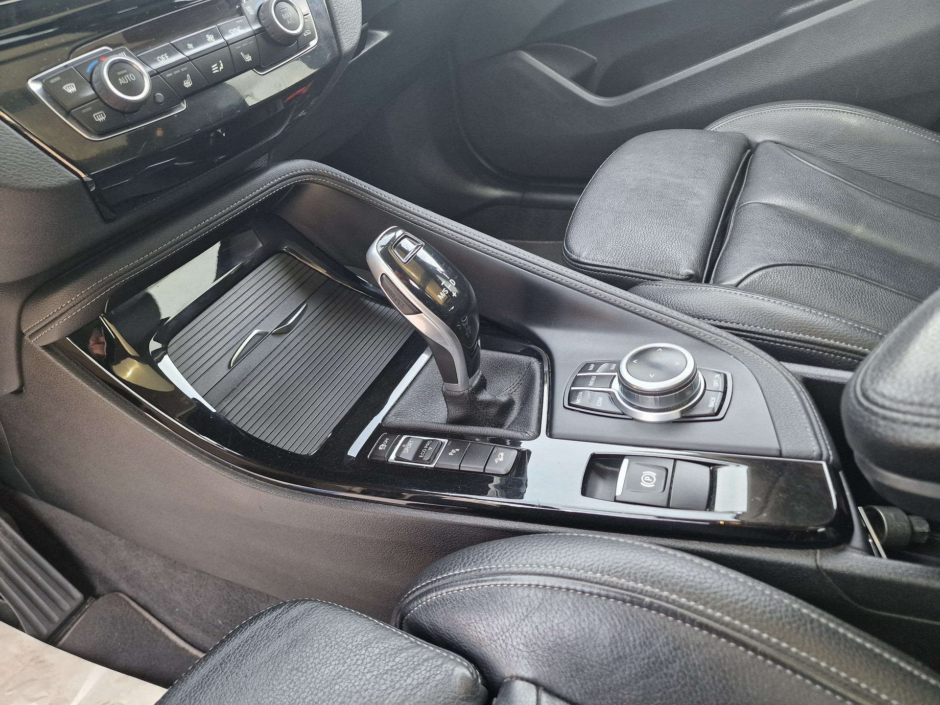 BMW X1 xDrive 18d xLine Steptronic 24Mt Gara Fulloption - 18