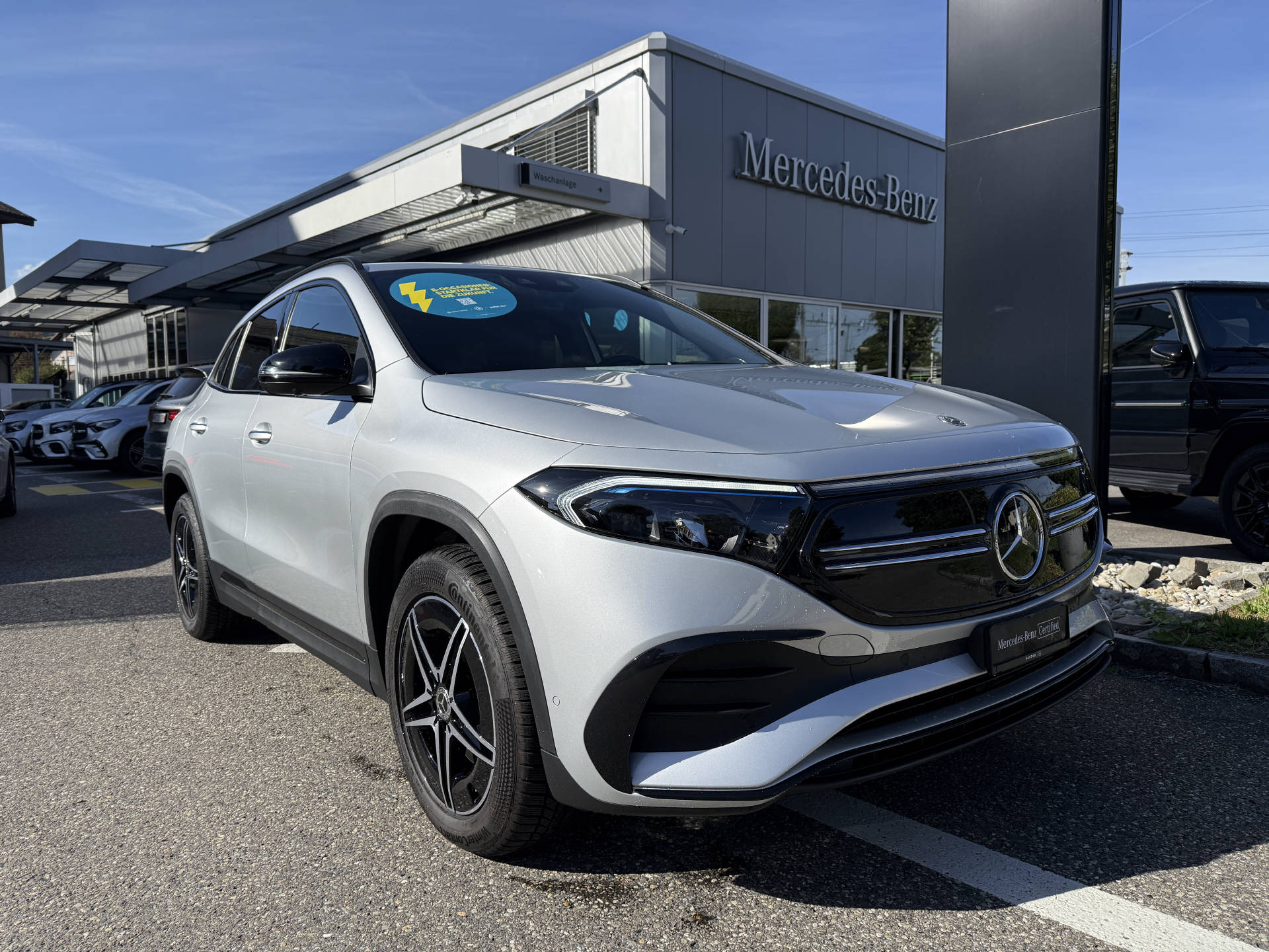 MERCEDES-BENZ EQA 350 AMG Line 4matic