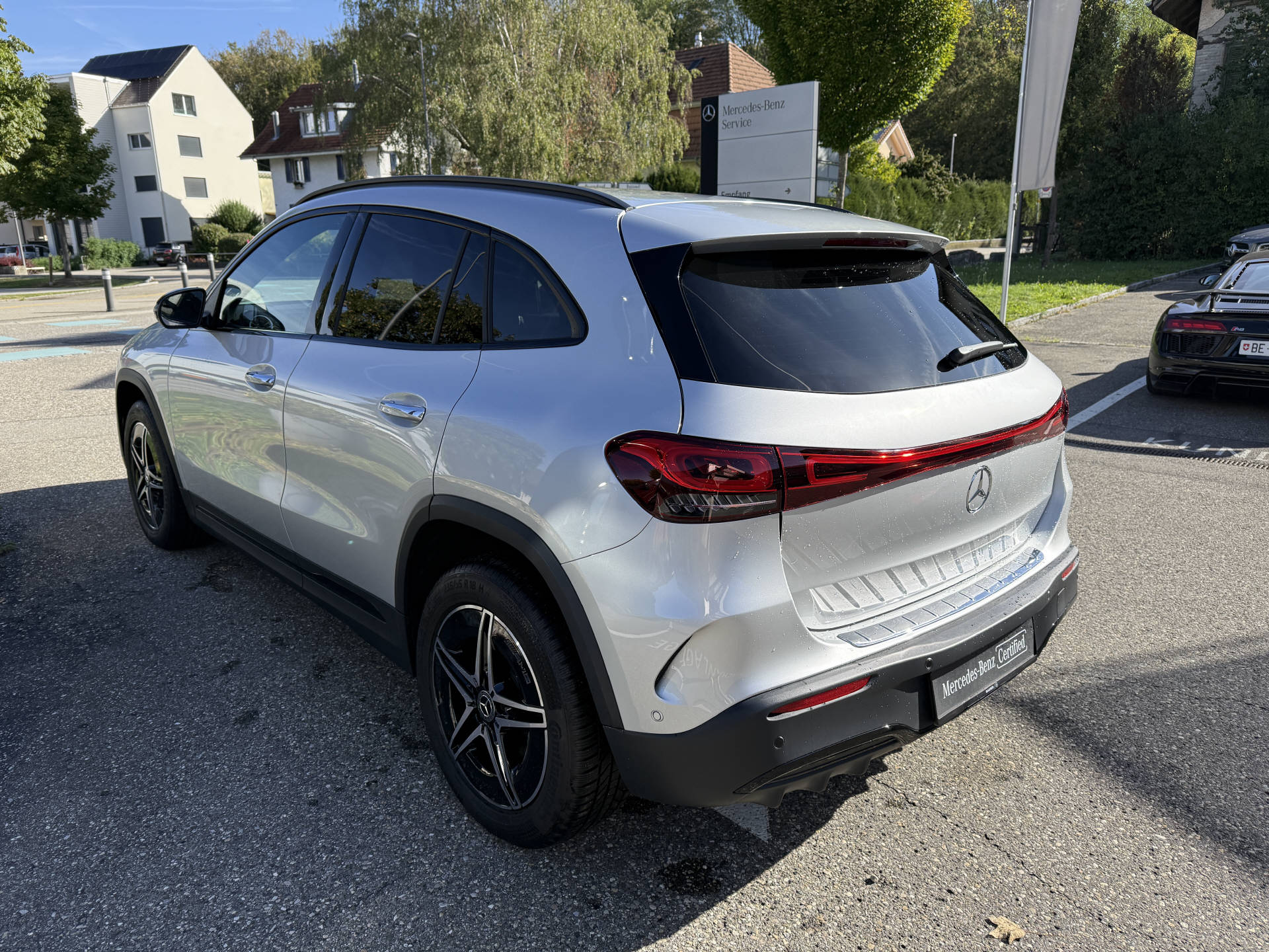 MERCEDES-BENZ EQA 350 AMG Line 4matic - 7