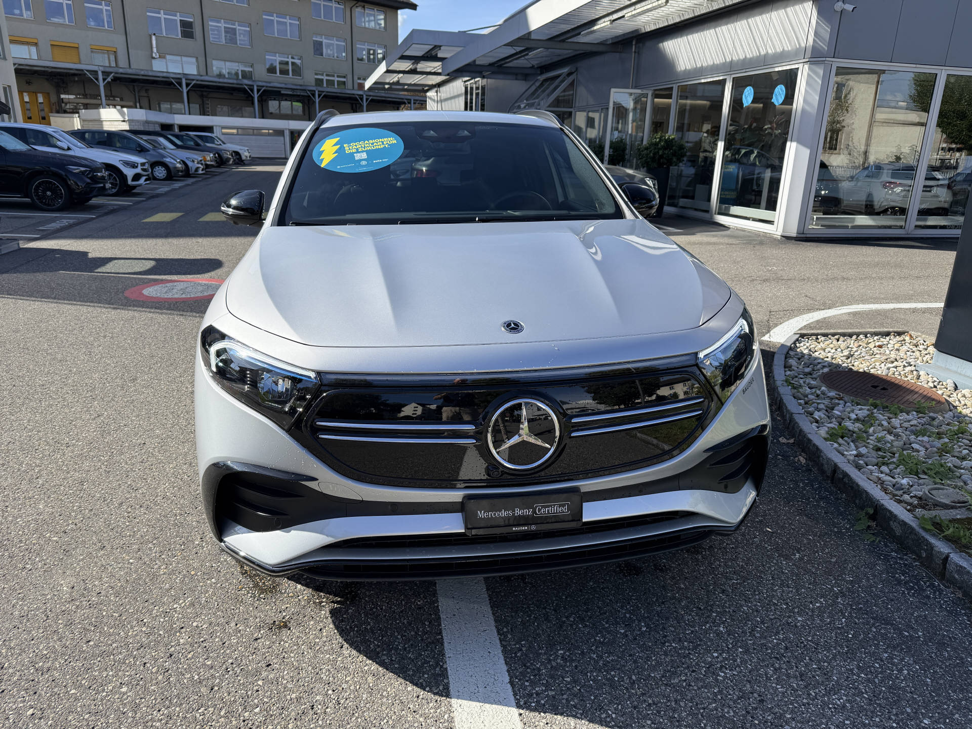 MERCEDES-BENZ EQA 350 AMG Line 4matic - 2