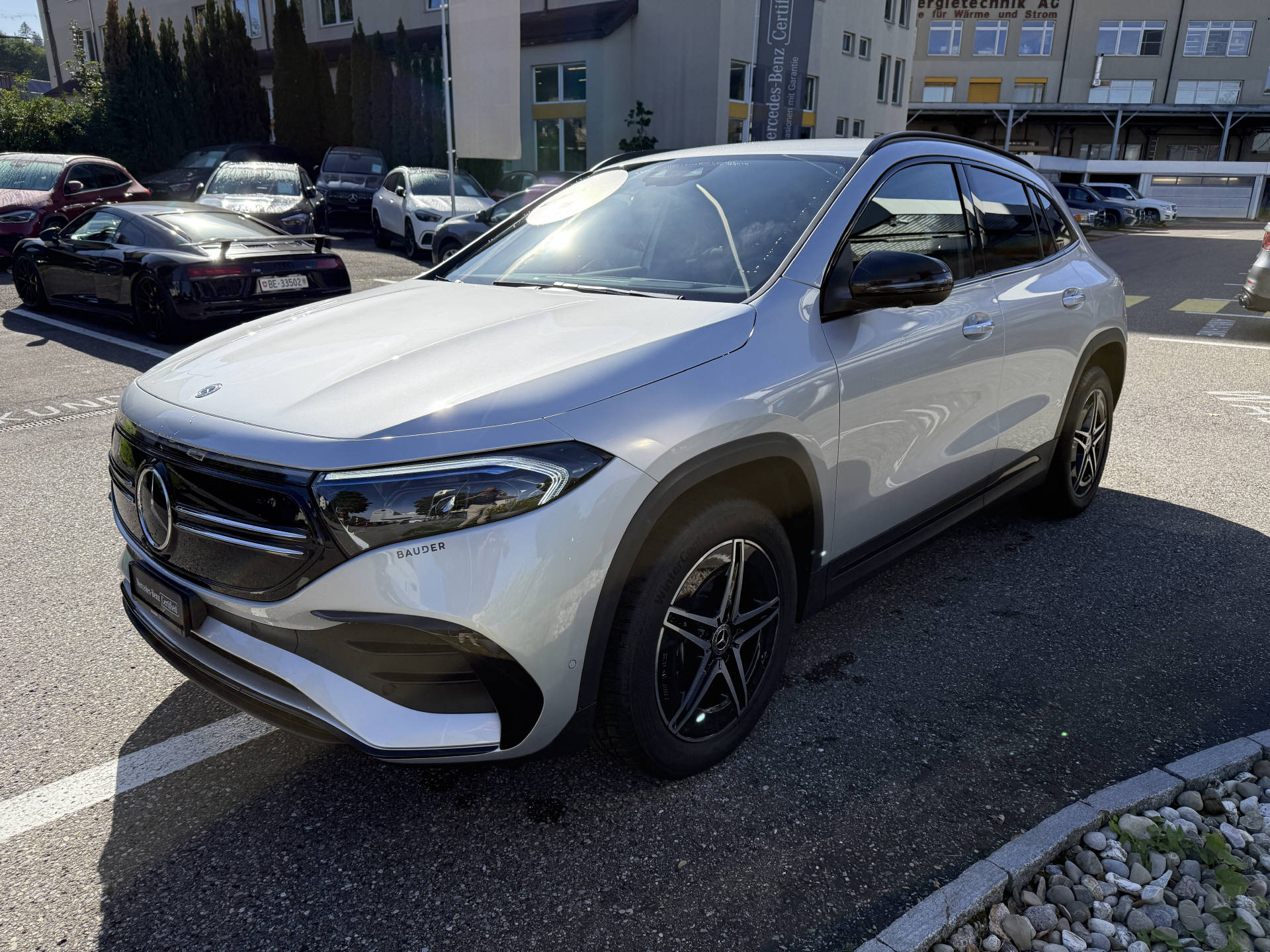 MERCEDES-BENZ EQA 350 AMG Line 4matic - 3