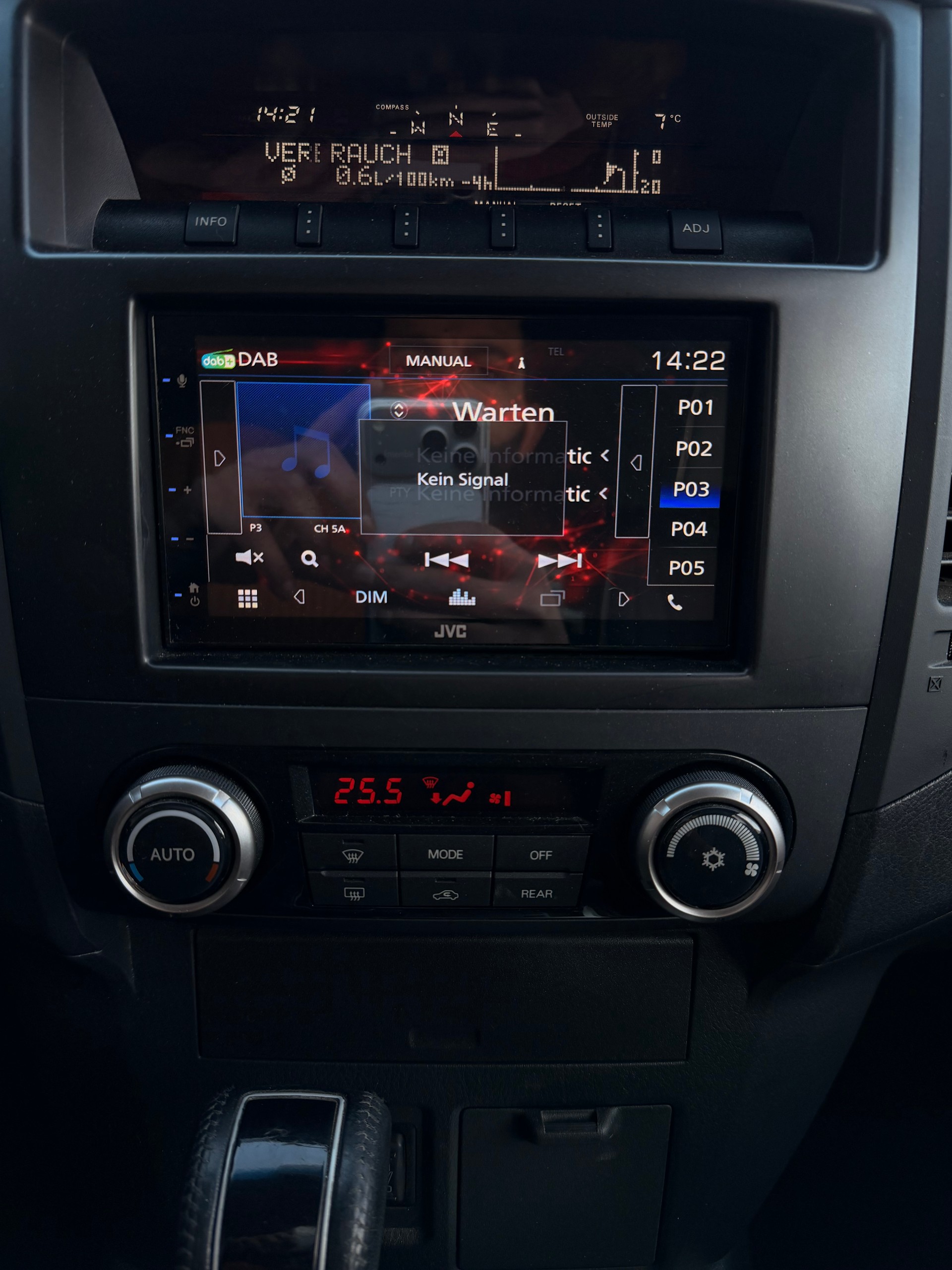 MITSUBISHI Pajero 3.2 DI-D Navigator Automatic - 8