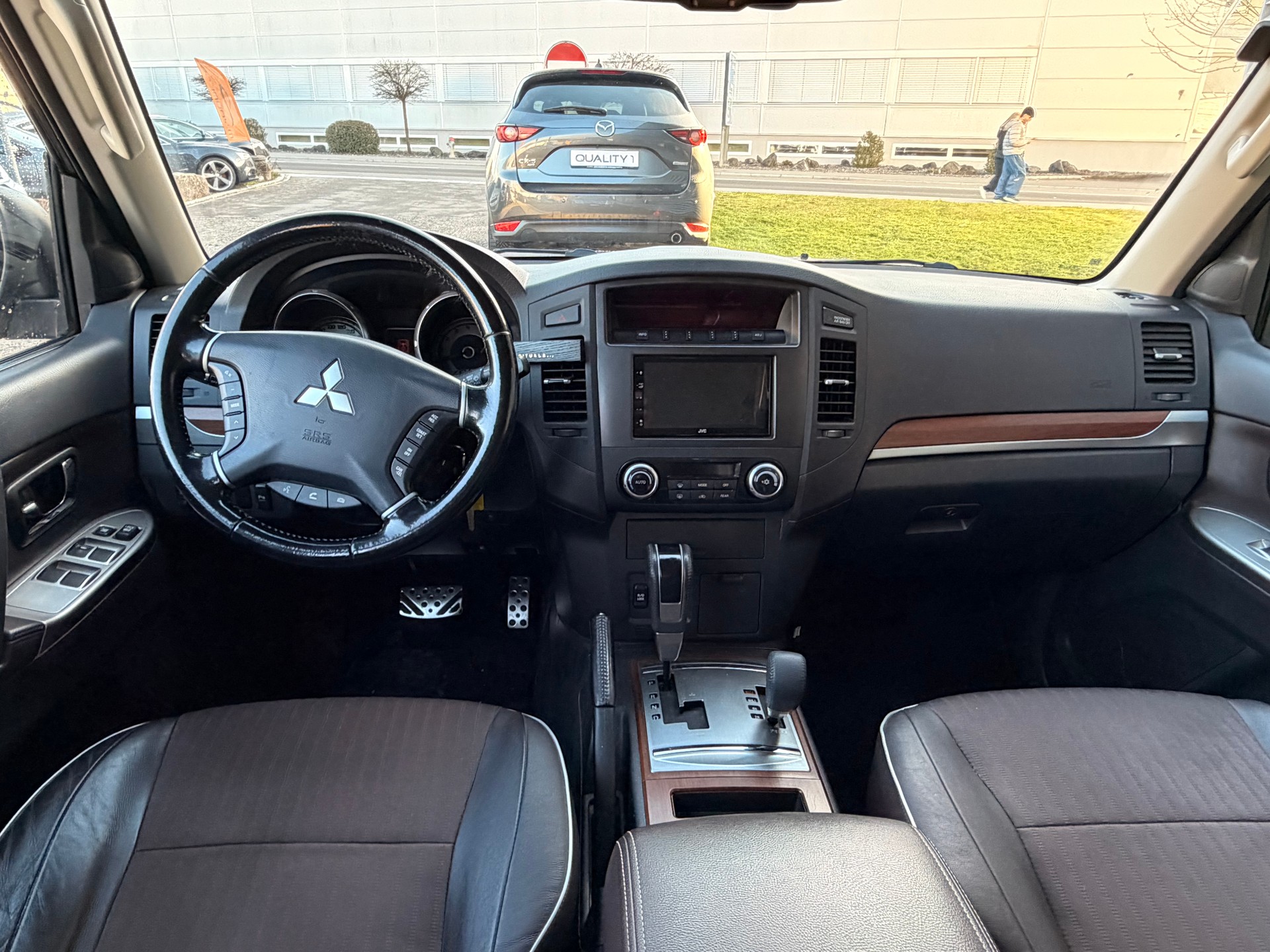 MITSUBISHI Pajero 3.2 DI-D Navigator Automatic - 9