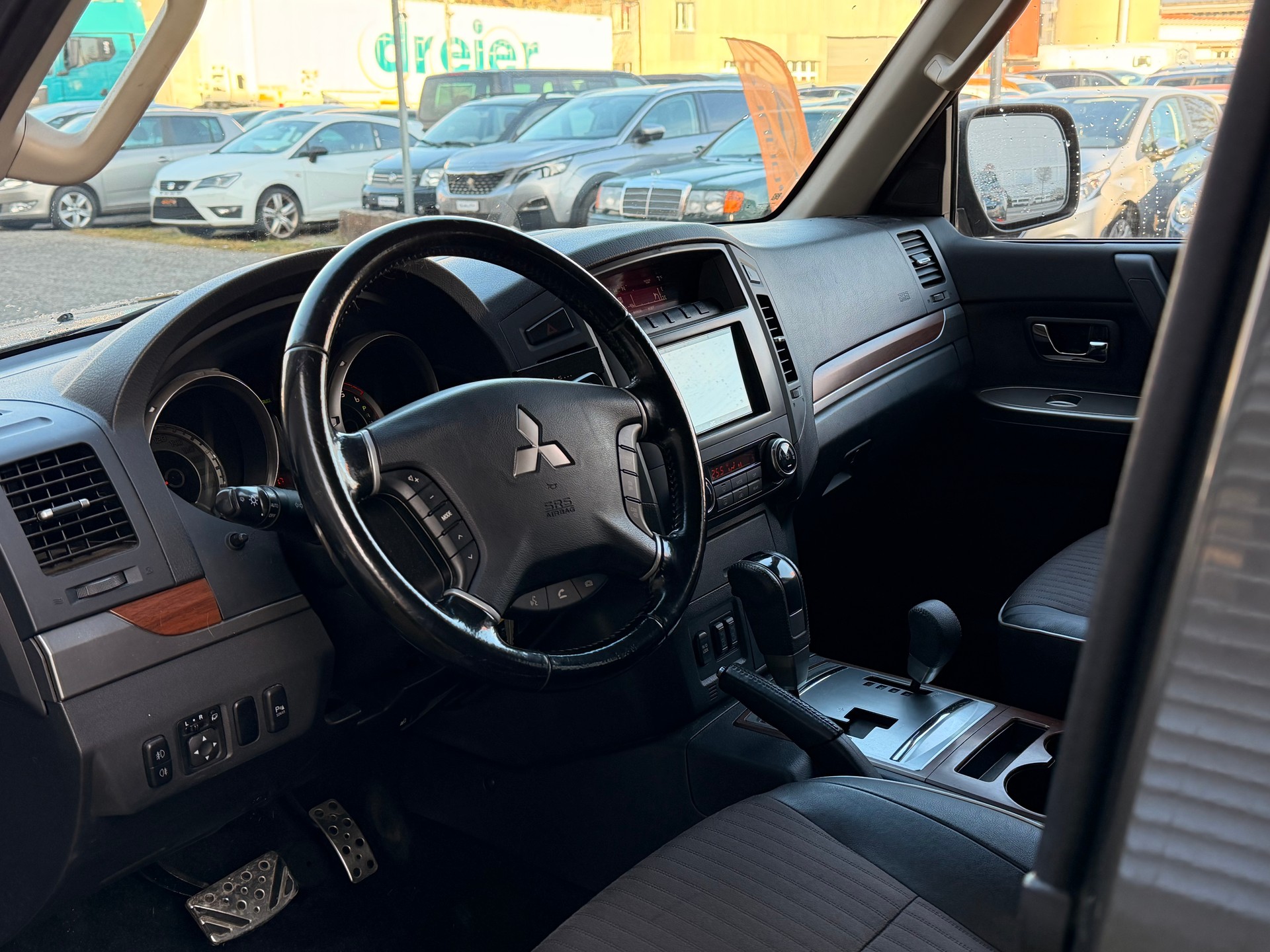 MITSUBISHI Pajero 3.2 DI-D Navigator Automatic - 10