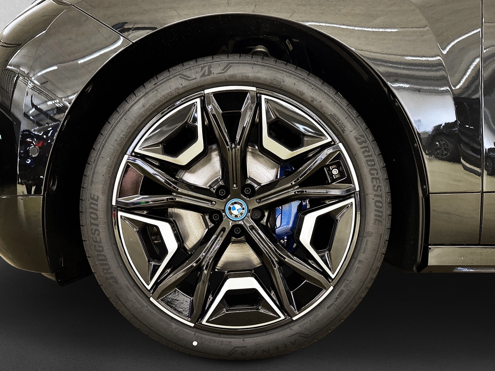 BMW iX xDrive50 - 10