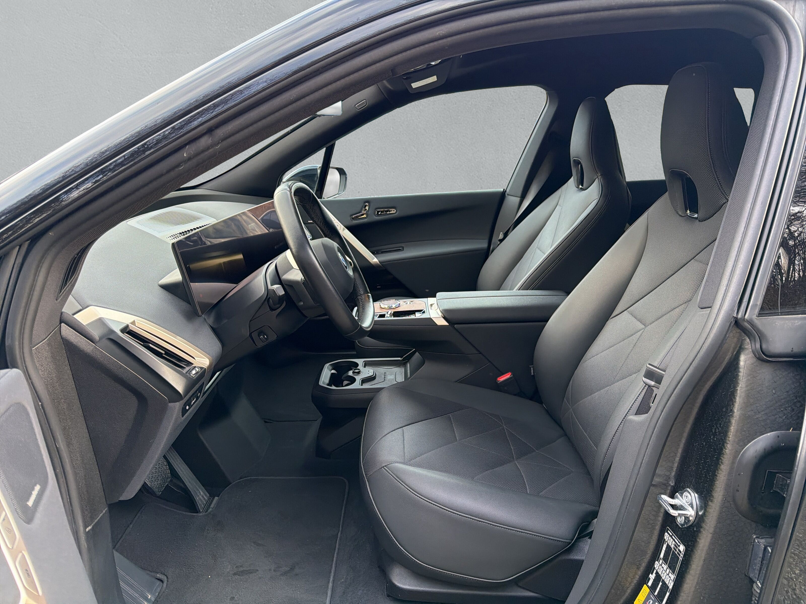 BMW iX xDrive50 (CH) - 11