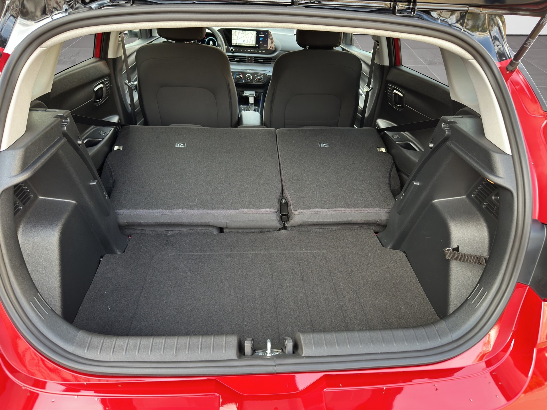 HYUNDAI i20 1.0 T-GDi Amplia DCT - 11