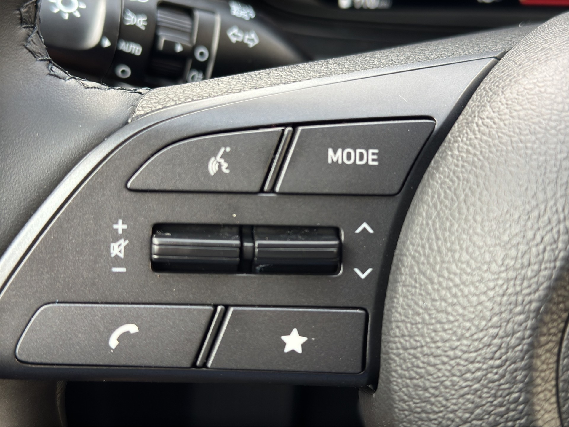 HYUNDAI i20 1.0 T-GDi Amplia DCT - 22