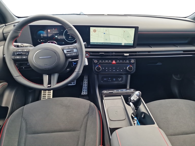 hyundai Gallery 16