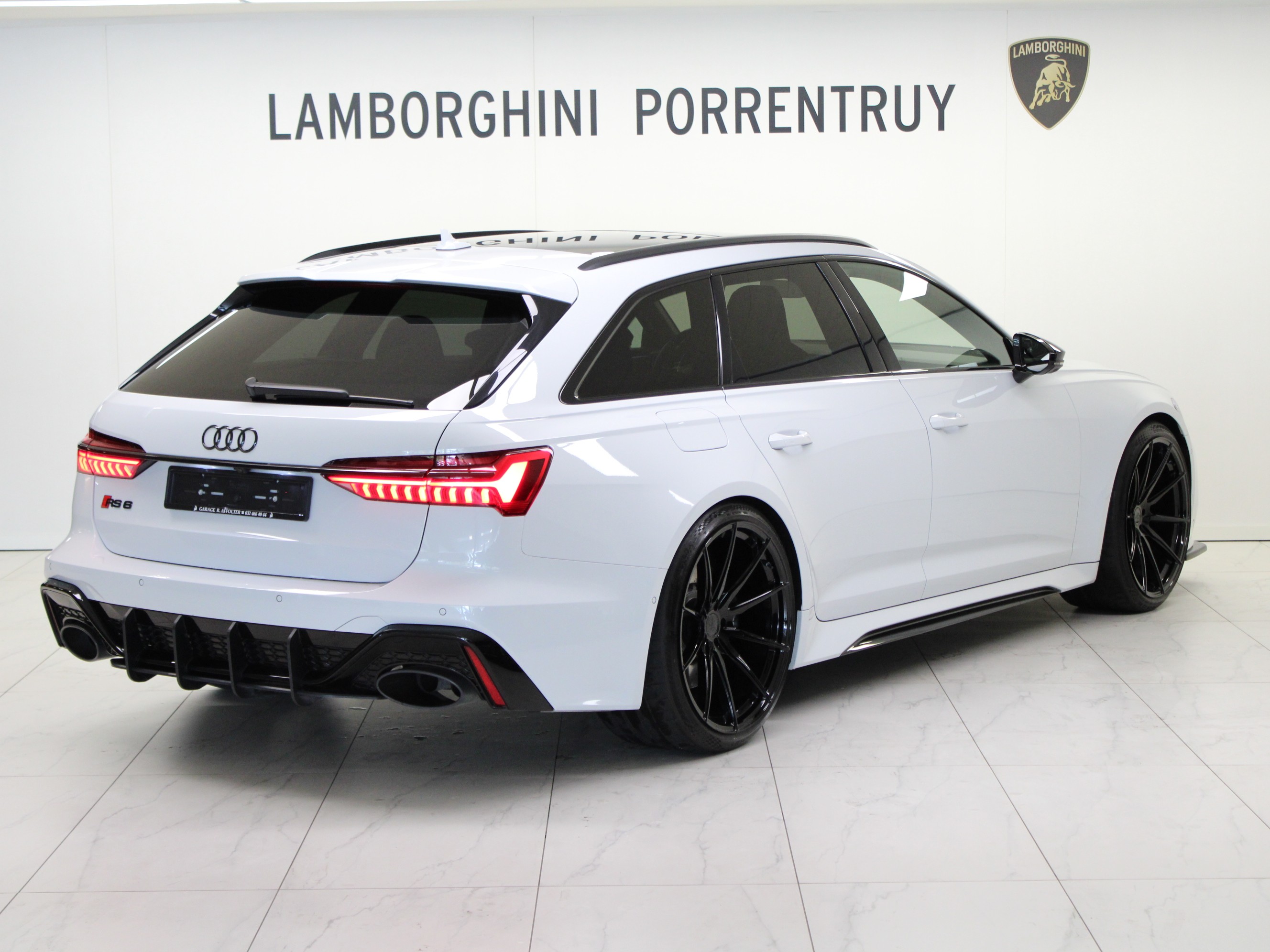 RS6 Avant 4.0 TFSI V8 Performance quattro thumbnail n°2