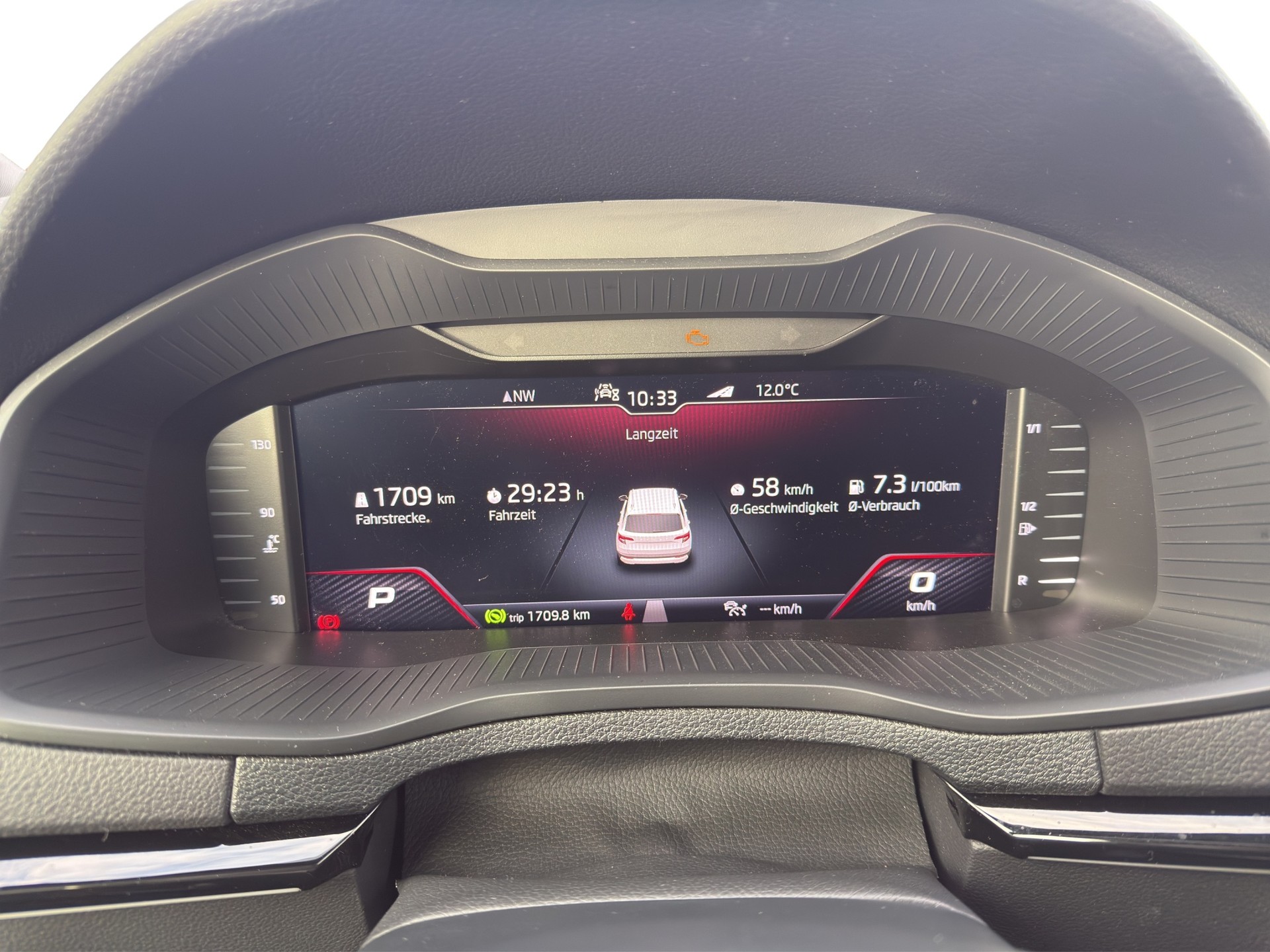 SKODA Karoq 2.0 TSI SportLine 4x4 DSG - 15