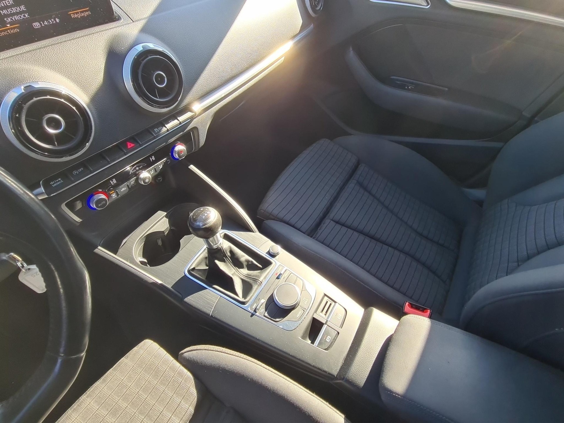 AUDI A3 Sportback 1.4 T FSI ultra Ambition - 12