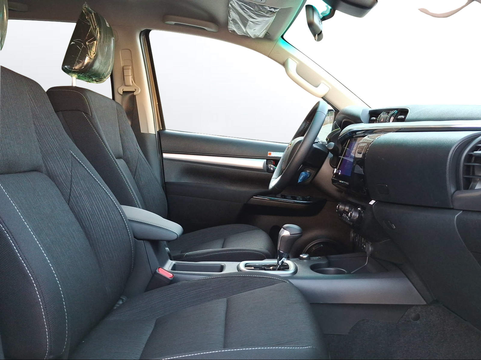 TOYOTA Hilux 2.8d MHEV Style Double Cab 4x4 - 11