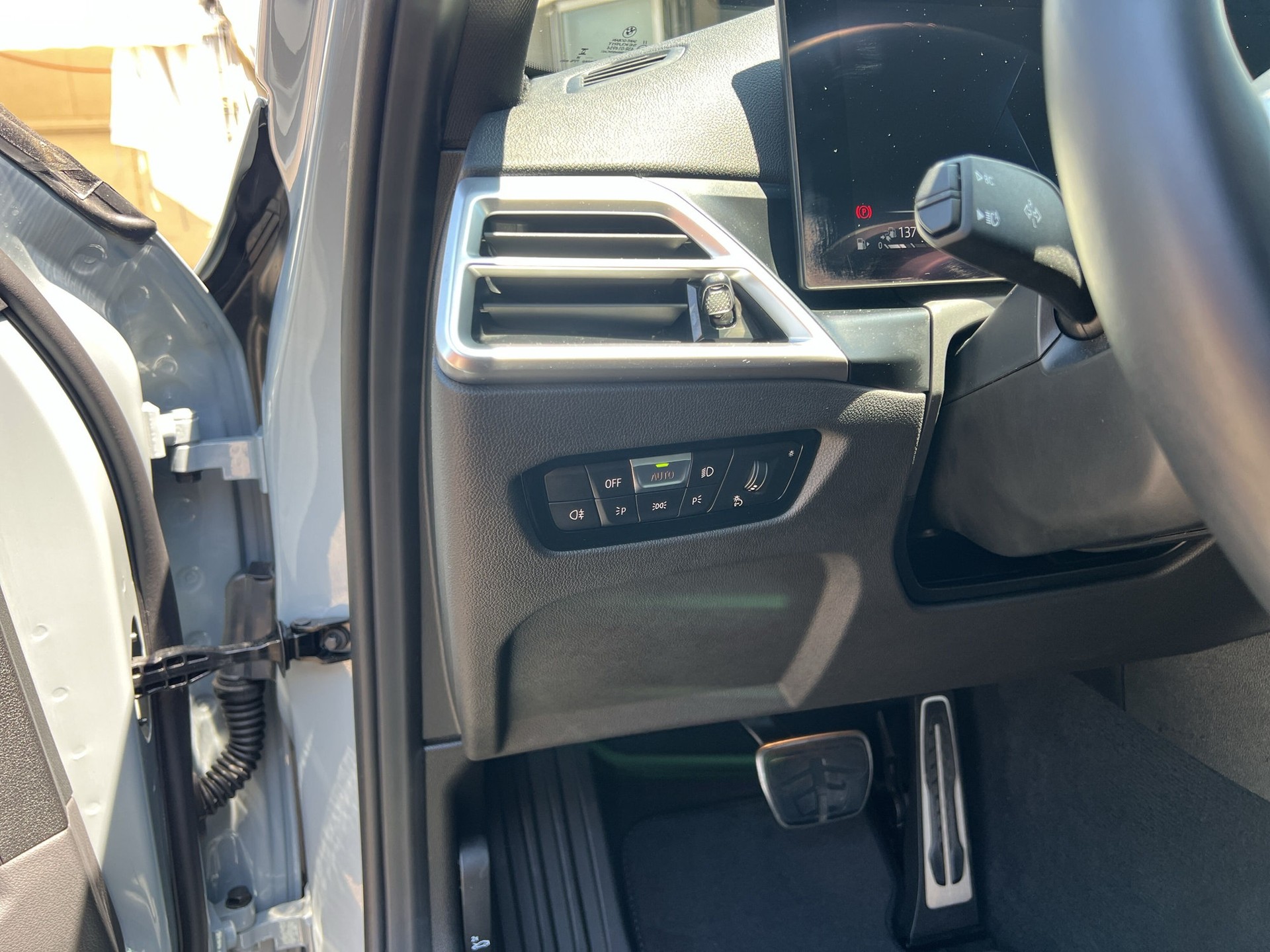 BMW 330e xDrive Steptronic M Sport - 21