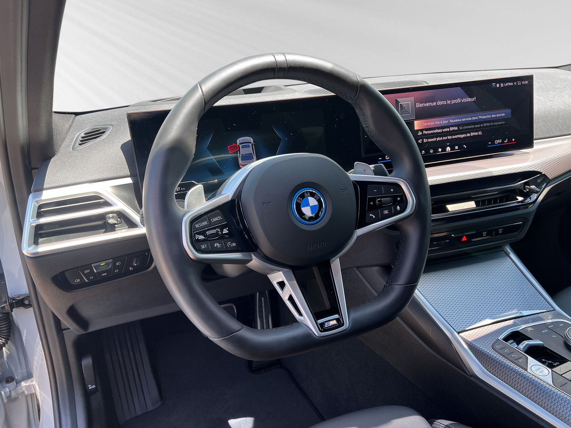 BMW 330e xDrive Steptronic M Sport - 5