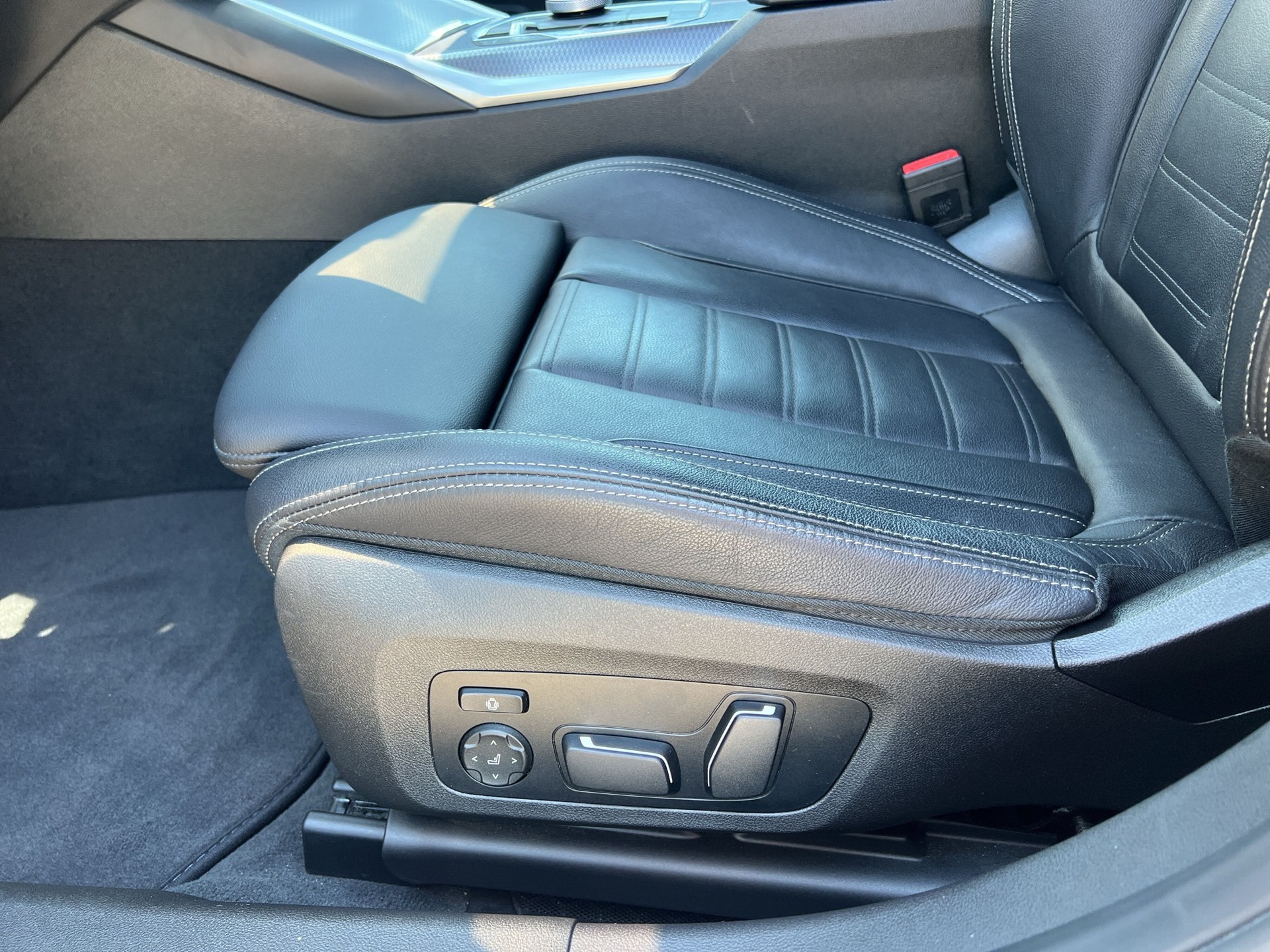 BMW 330e xDrive Steptronic M Sport - 20