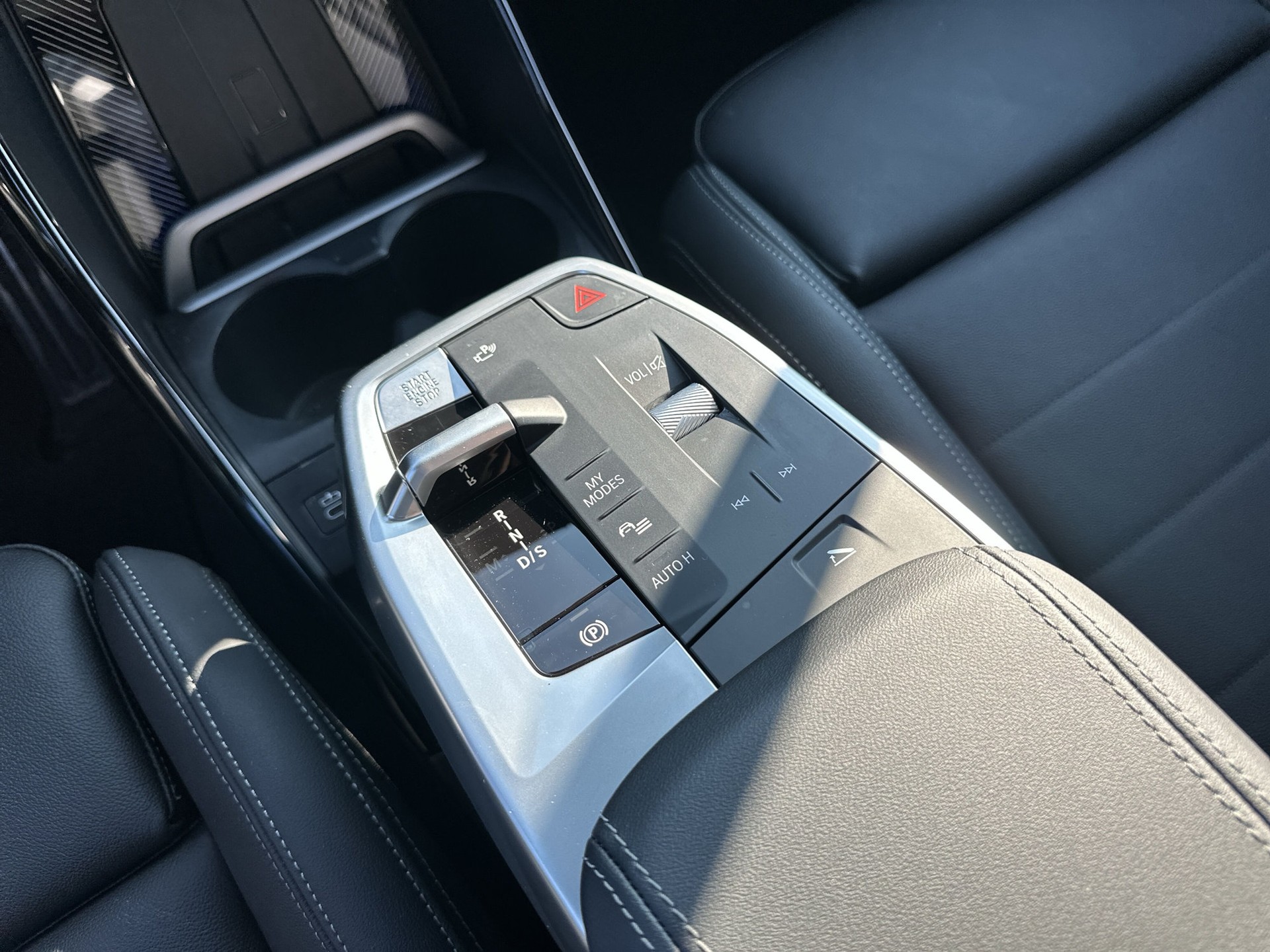 BMW 220i Active Tourer M Sport DKG - 12
