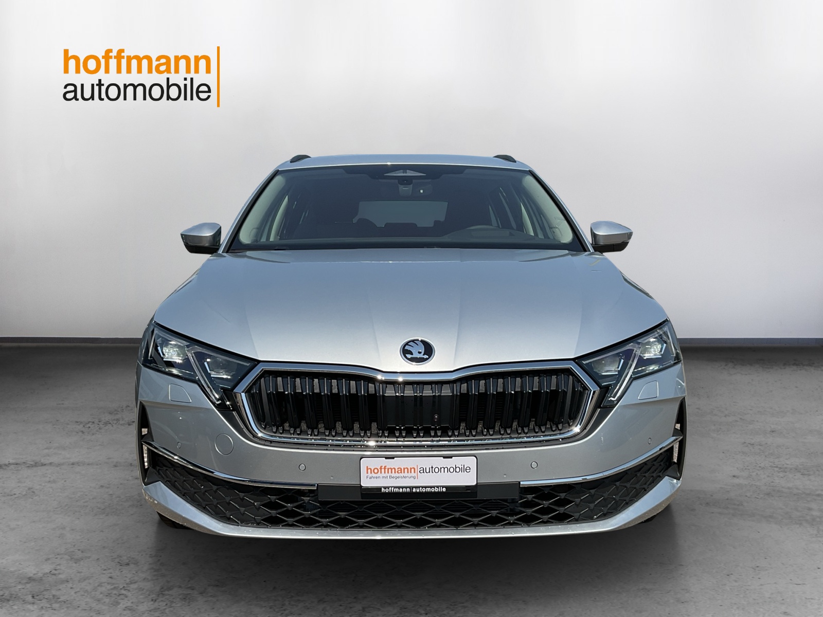 SKODA Octavia Combi 2.0 TDI DSG Selection - 2