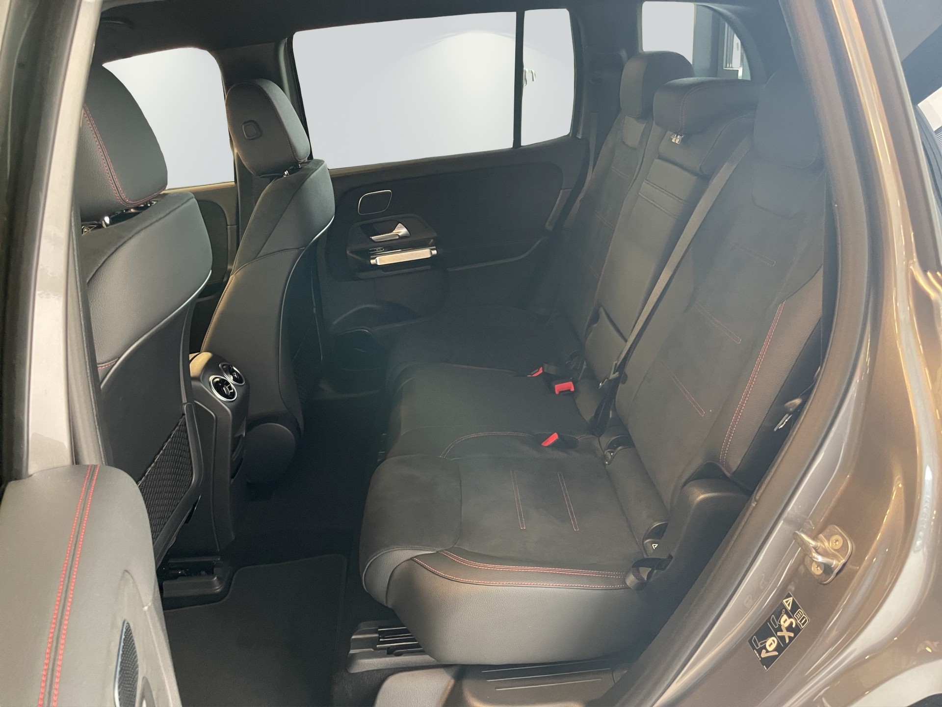 MERCEDES-BENZ EQB 350 66,5 kWh 4Matic Excellence - 12