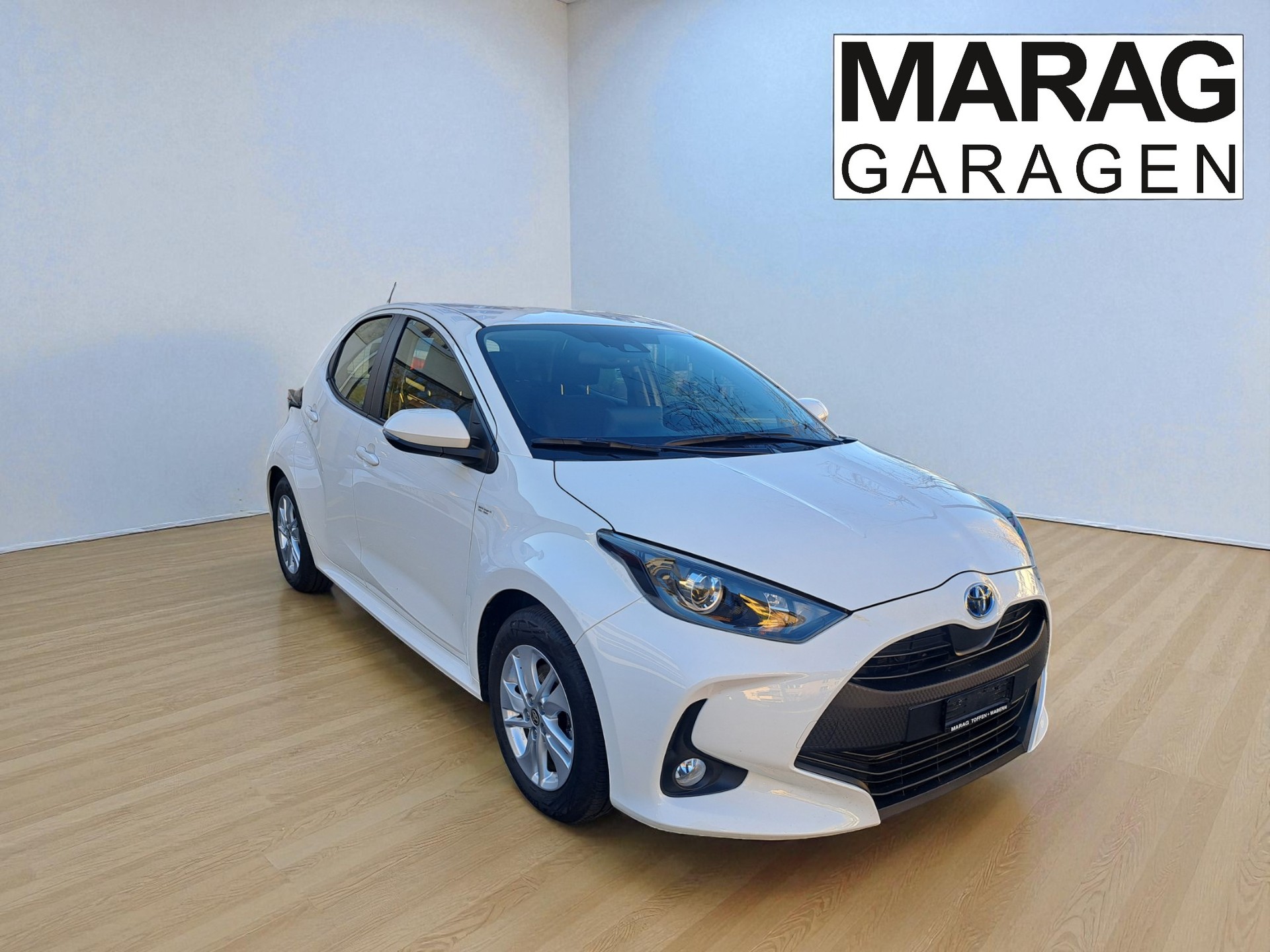 TOYOTA Yaris 1.5 Trend e-CVT - 3