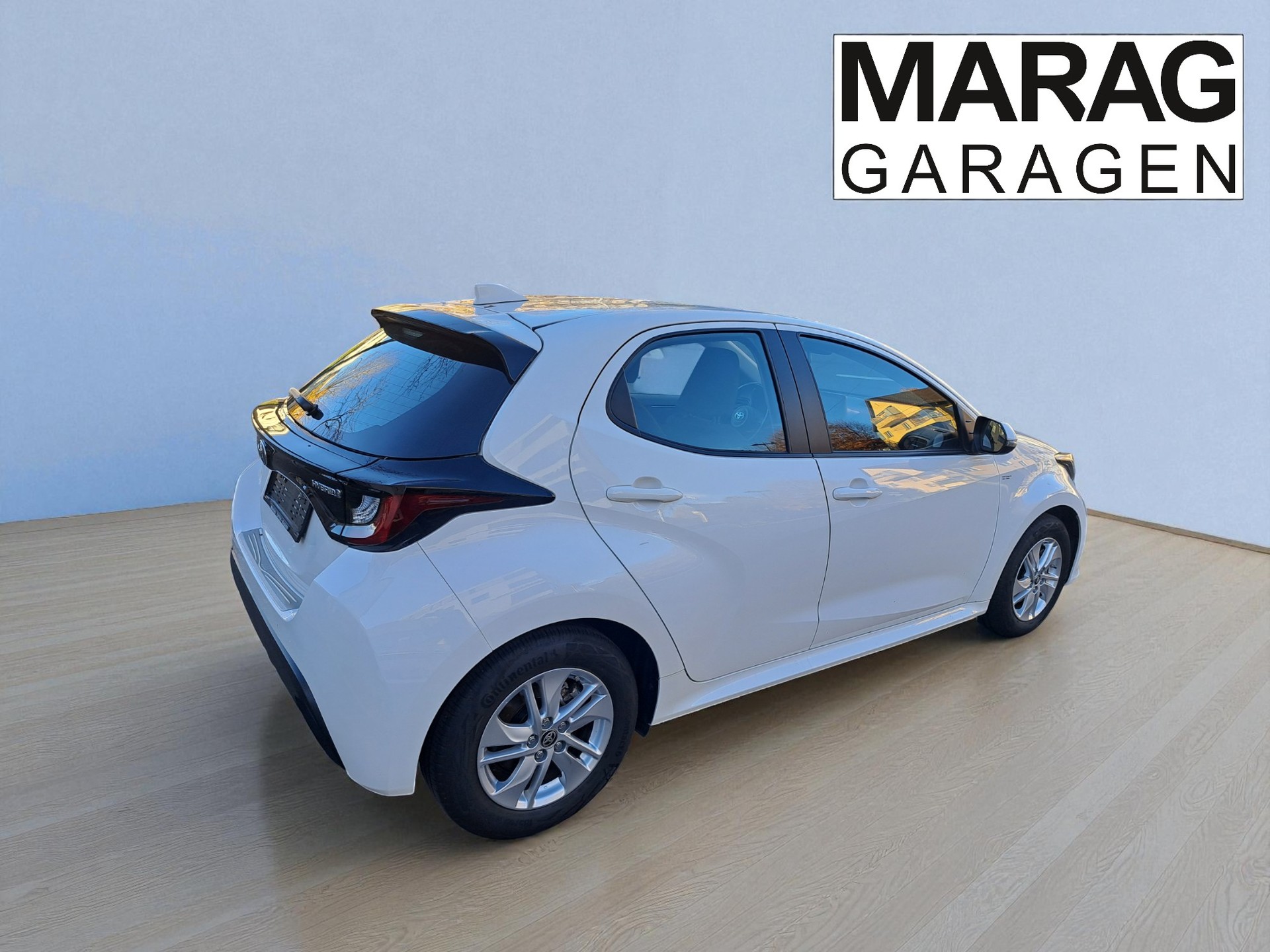 TOYOTA Yaris 1.5 Trend e-CVT - 8