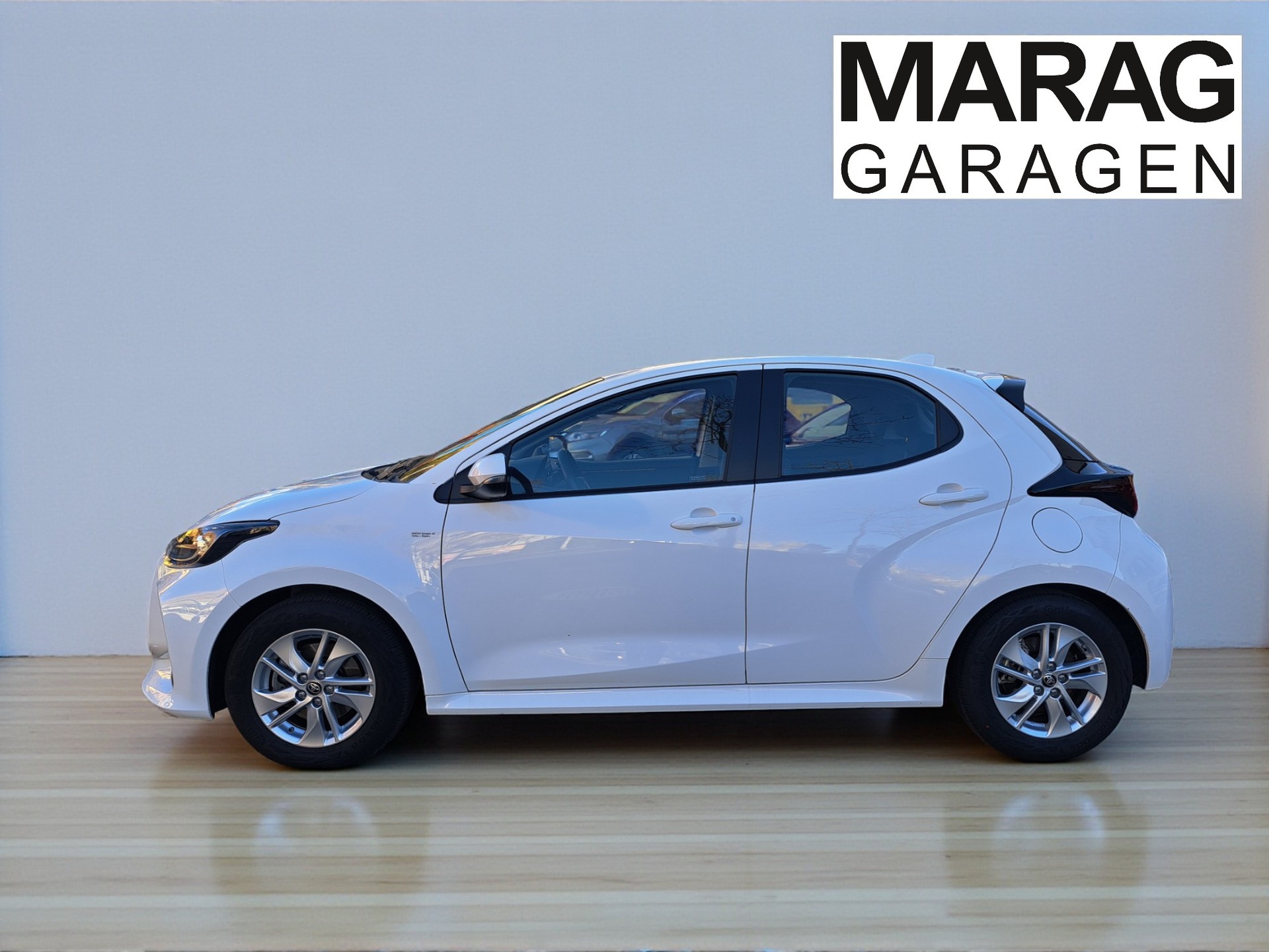 TOYOTA Yaris 1.5 Trend e-CVT - 11