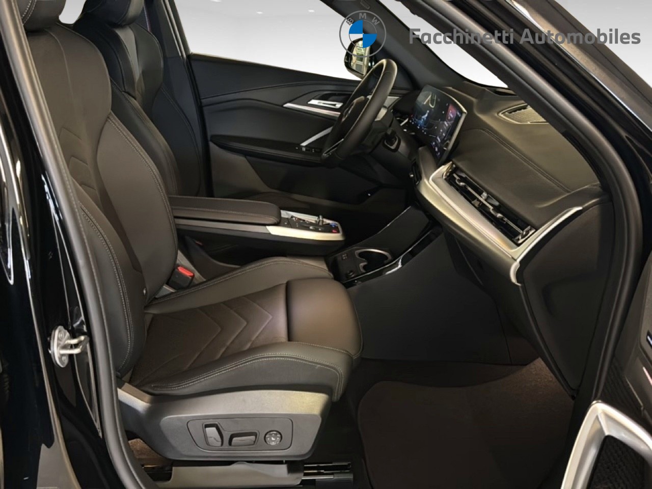 BMW iX2 xDrive 30 M Sport Pro - 14