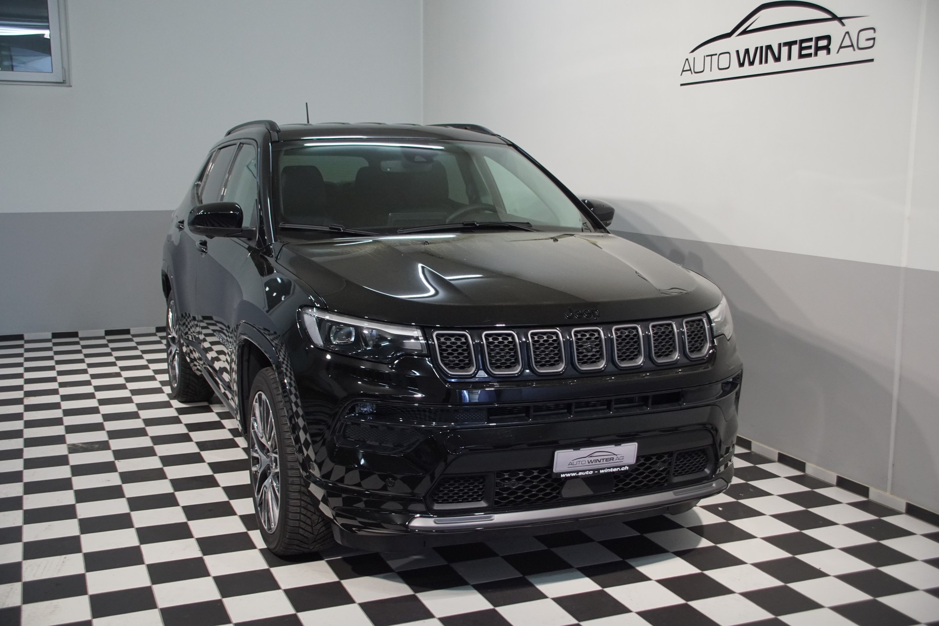 JEEP Compass 4x2 1.5 T MHEV Summit **SWISS** - 3
