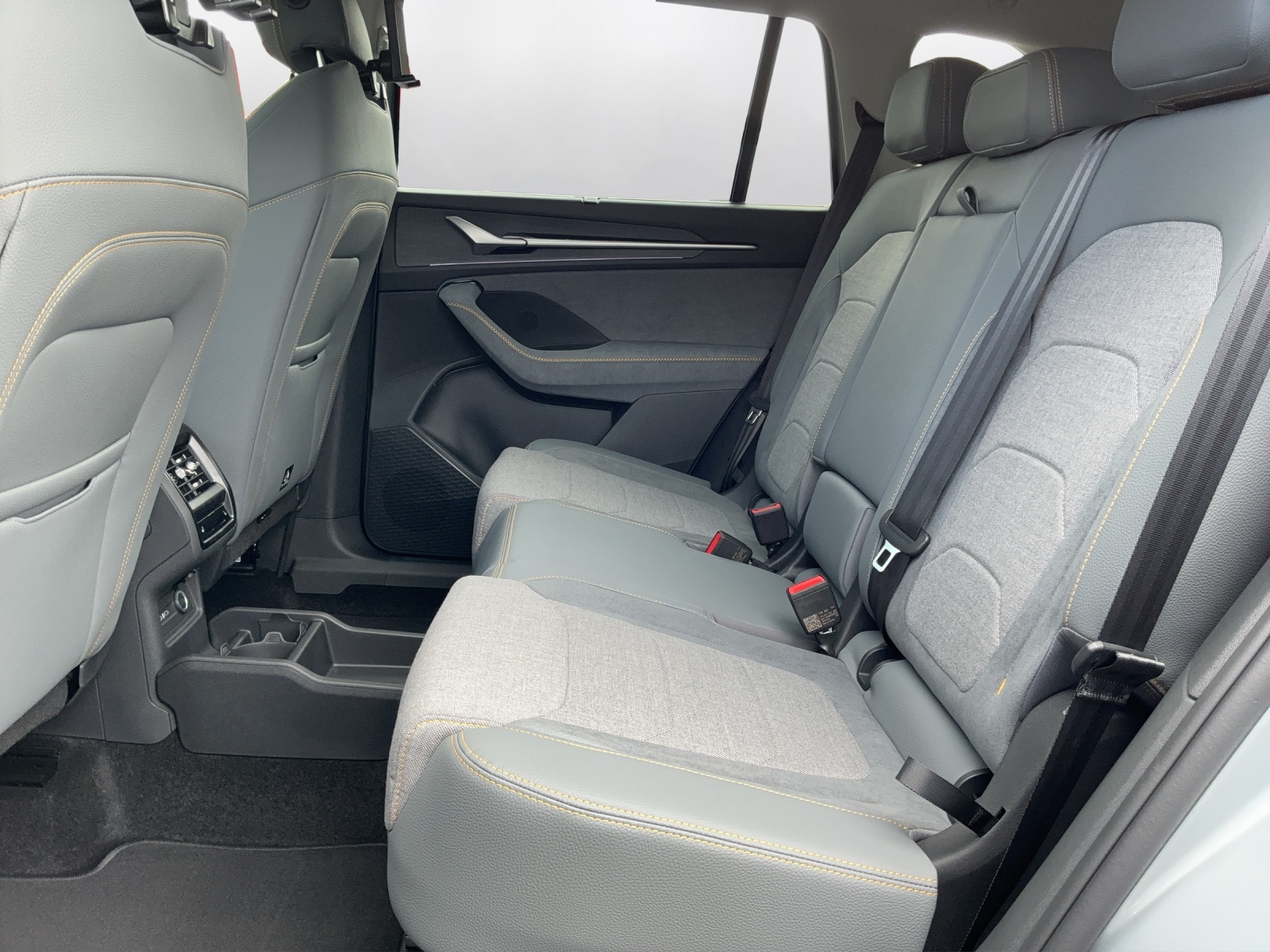 SKODA Kodiaq 2.0 TDI Dynamic 4x4 - 11