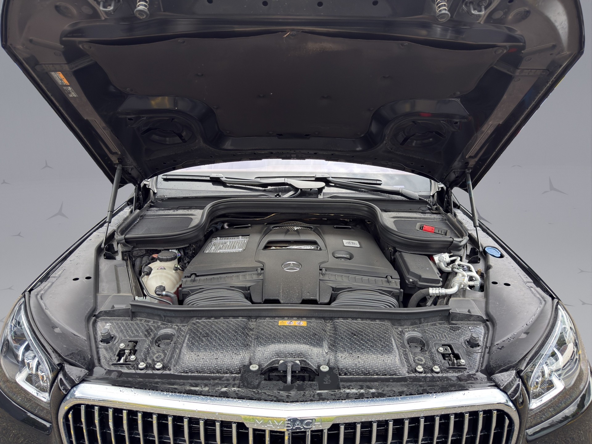MERCEDES-BENZ GLS 600 4matic+ Maybach - 19
