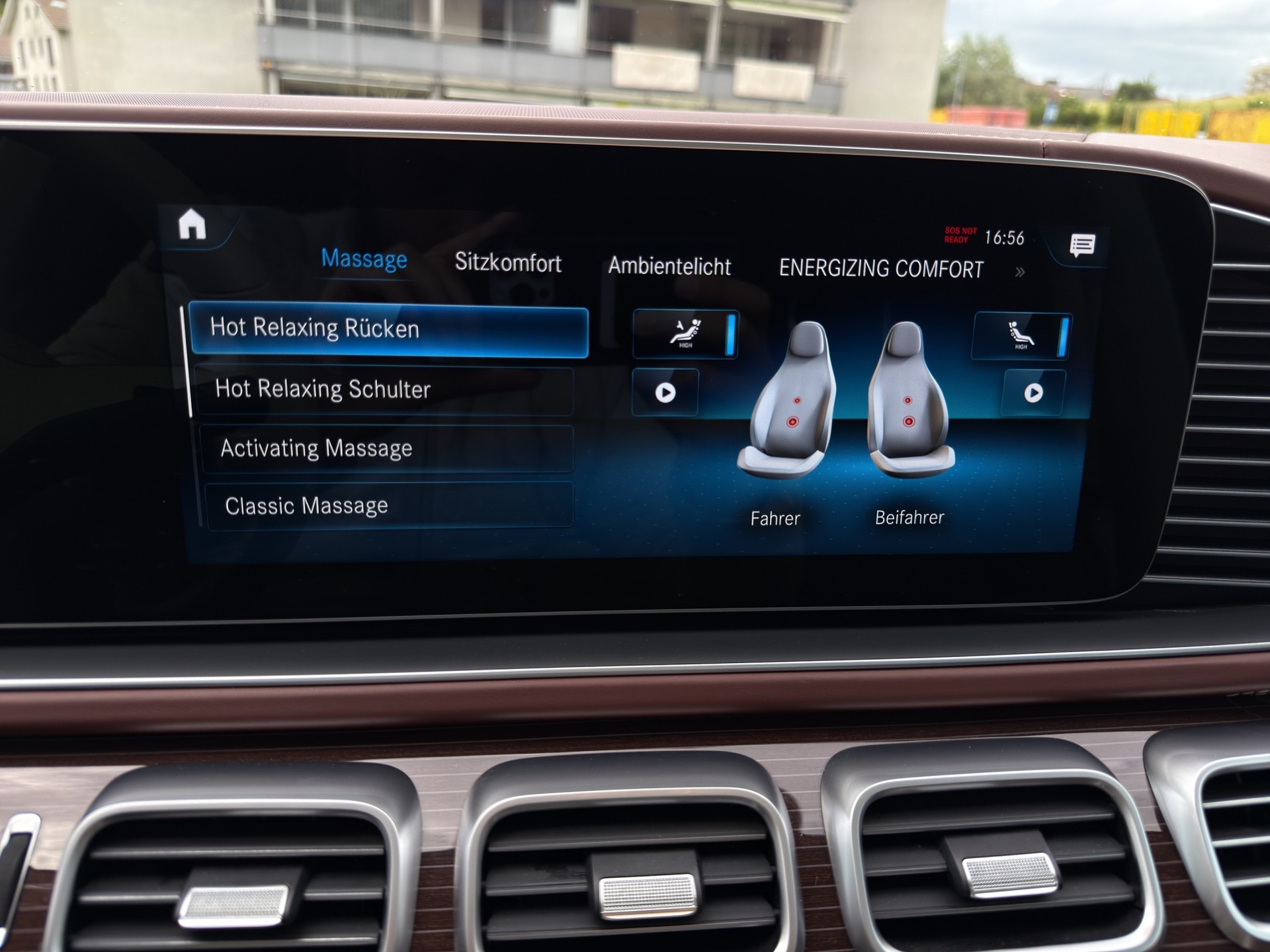 MERCEDES-BENZ GLS 600 4matic+ Maybach - 29