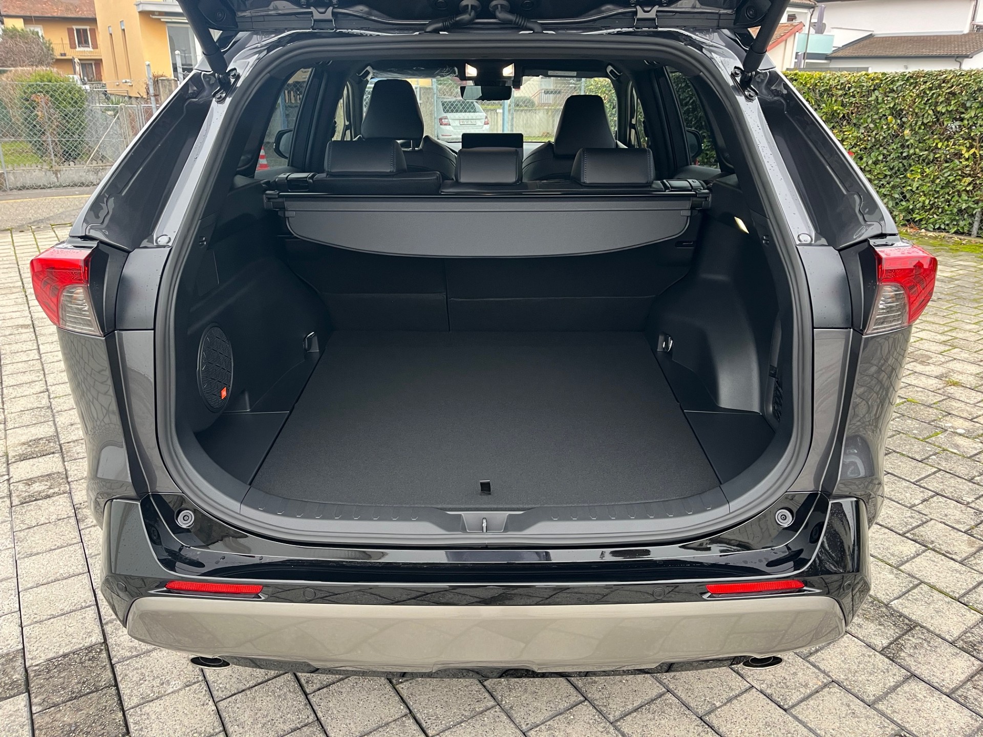 TOYOTA RAV-4 2.5 HSD Style e-CVT 4WD - 17