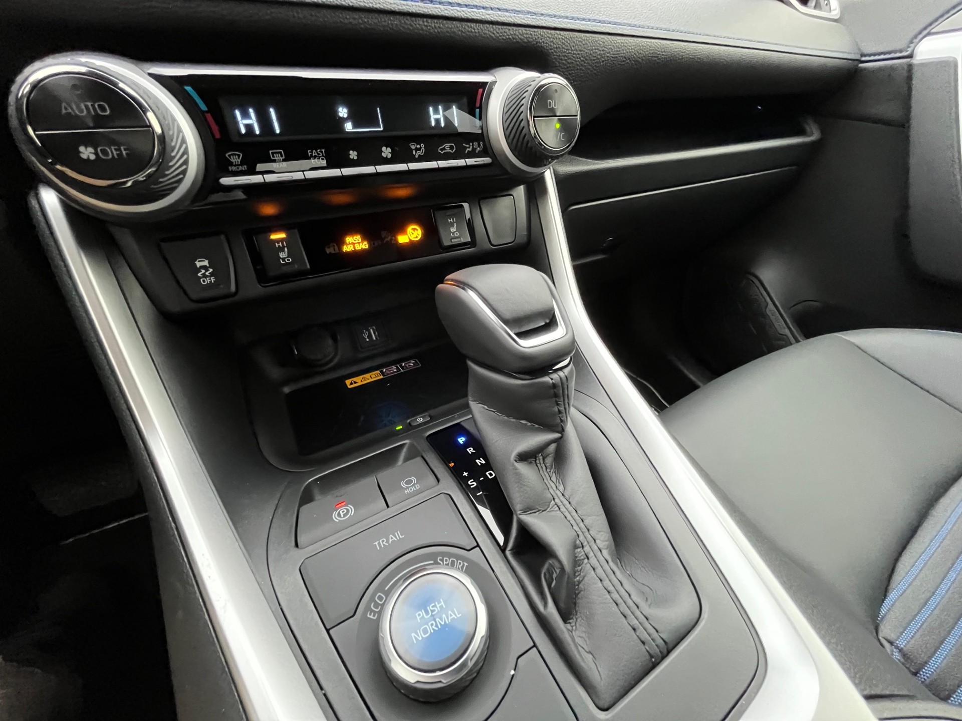 TOYOTA RAV-4 2.5 HSD Style e-CVT 4WD - 14