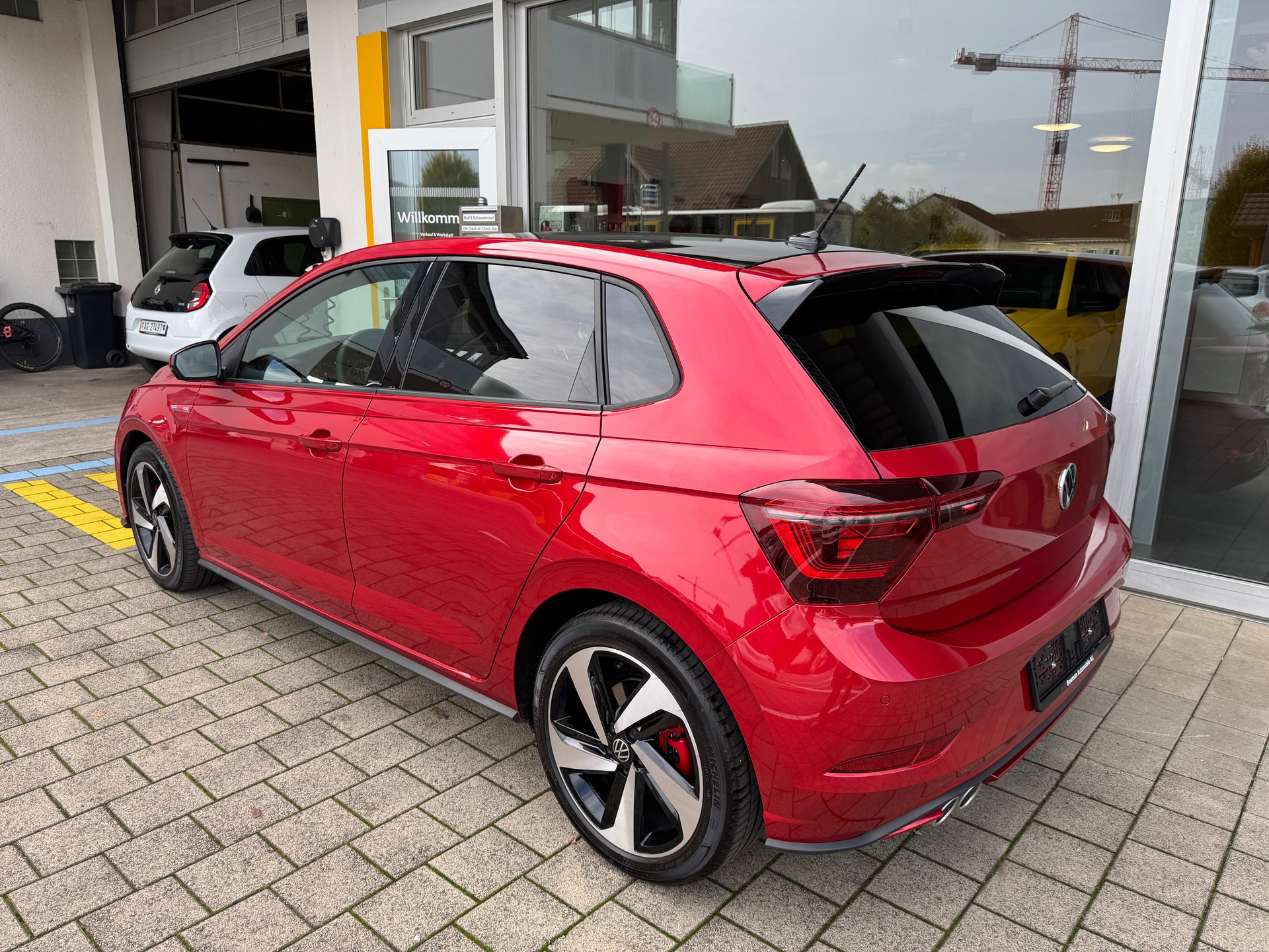 VW Polo 2.0 TSI GTI DSG - 2